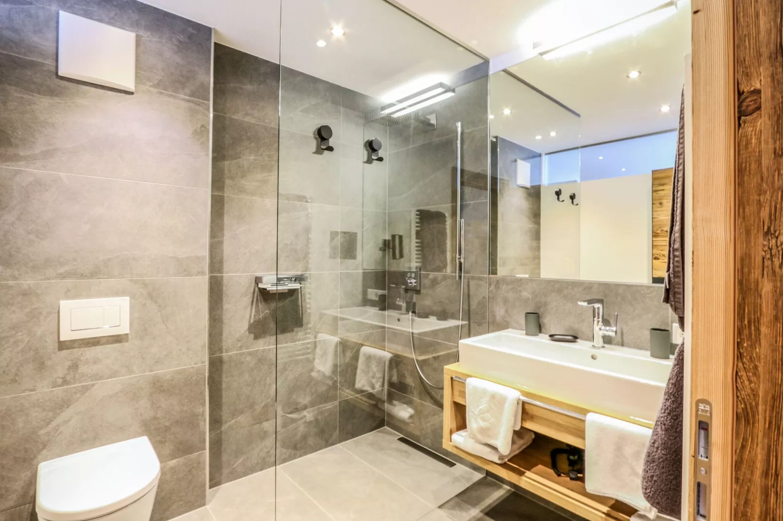 Chalet Glemmerl Mountain Lodge-Badezimmer