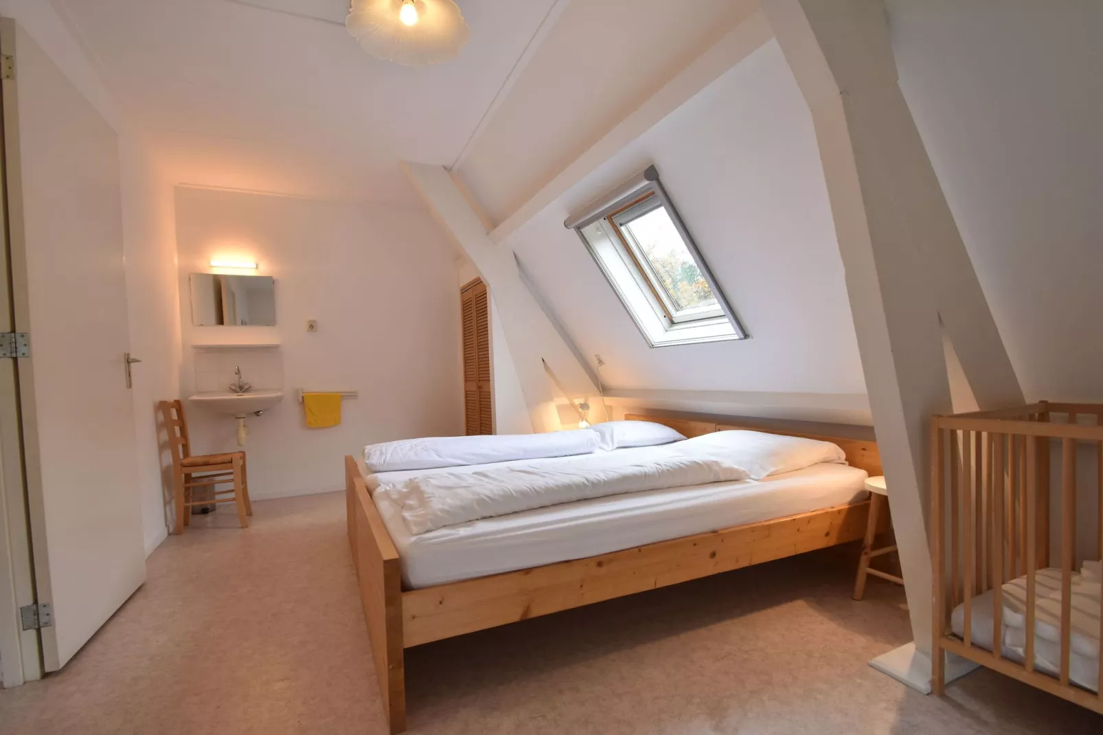 Huize Glory Granaat-Bedroom