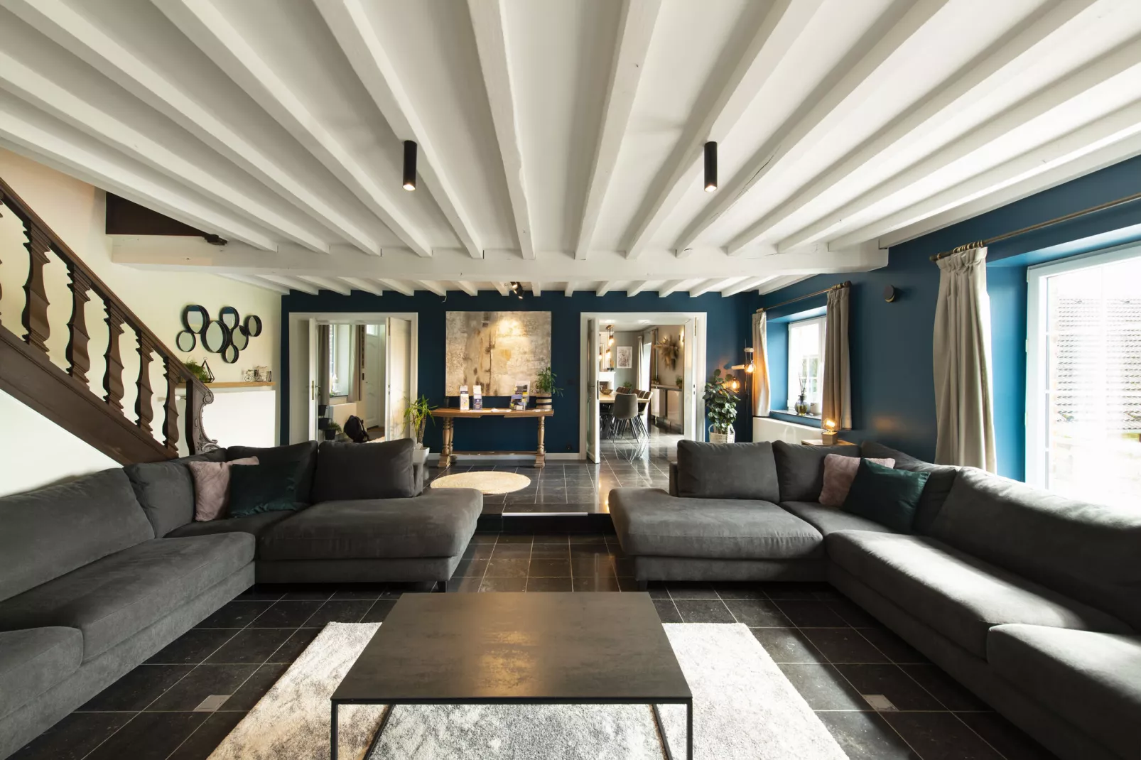 Au bois dormant-Living room