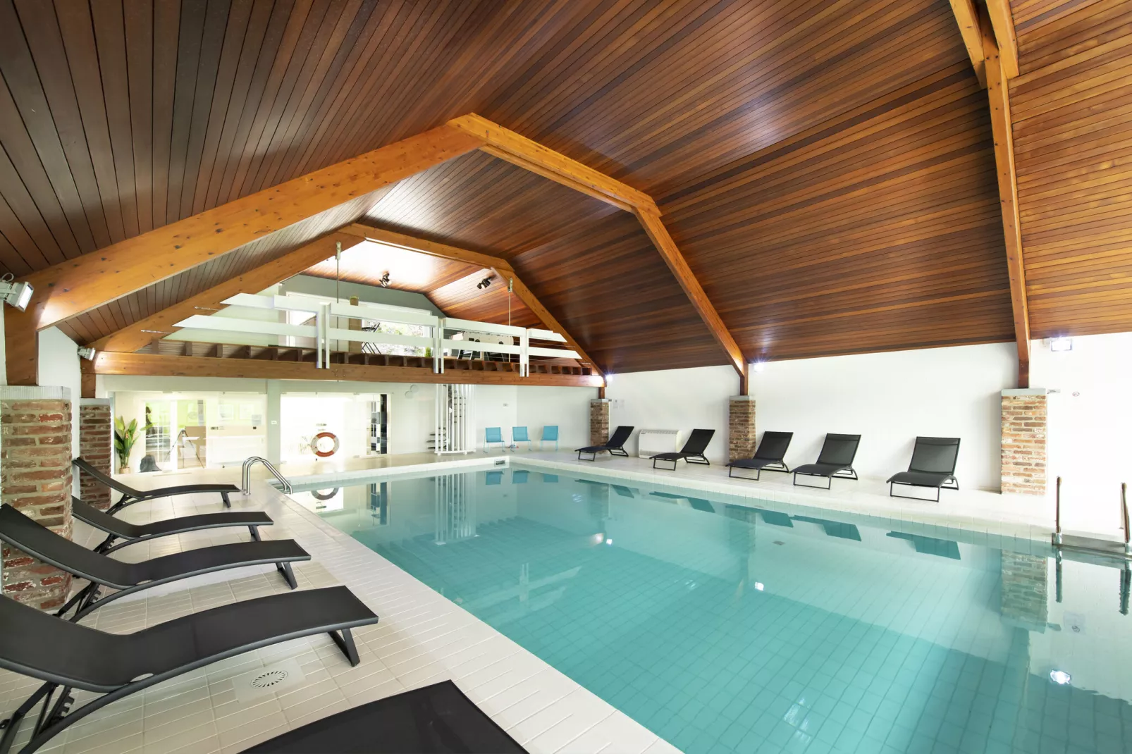Au bois dormant-Pool