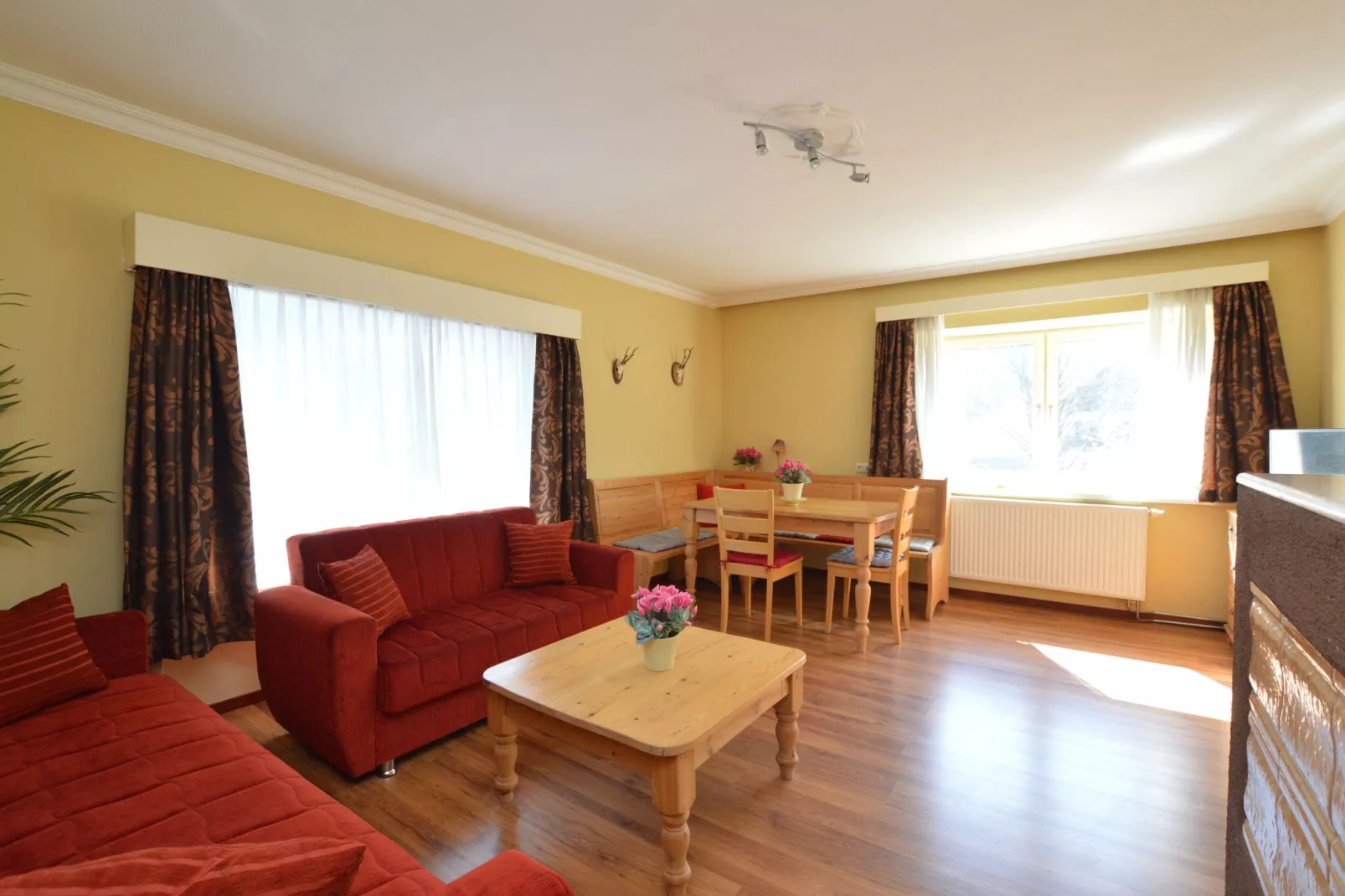 Apartment Blick am Mur-Living room