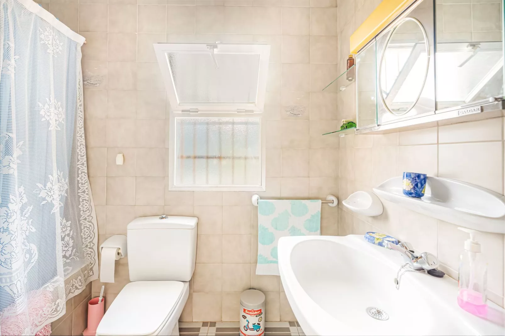 Villa Adelia-Bathroom