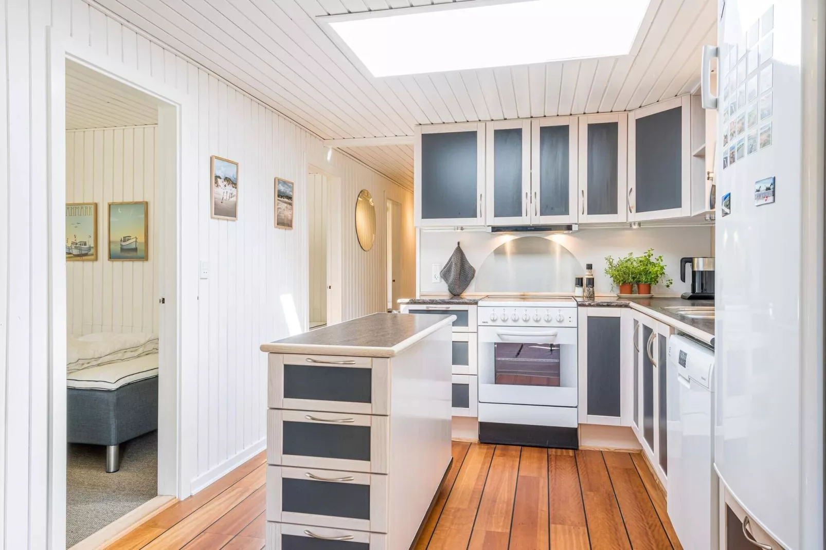 4 person holiday home in Blåvand-Indoor