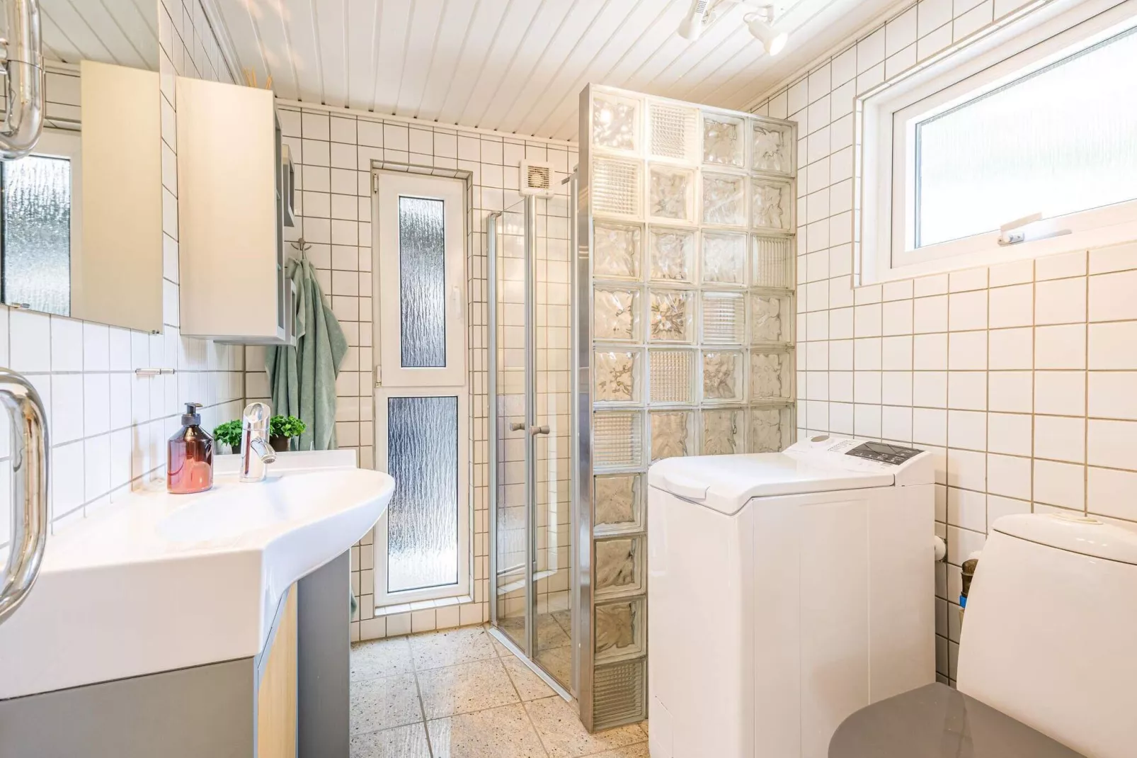4 person holiday home in Blåvand-Indoor