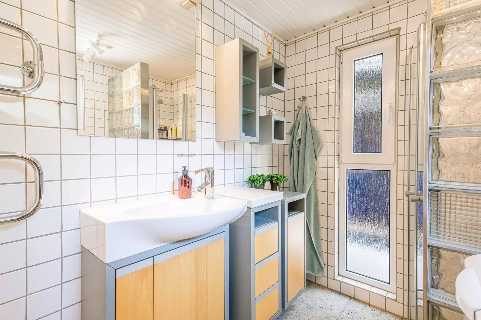 4 person holiday home in Blåvand-Indoor