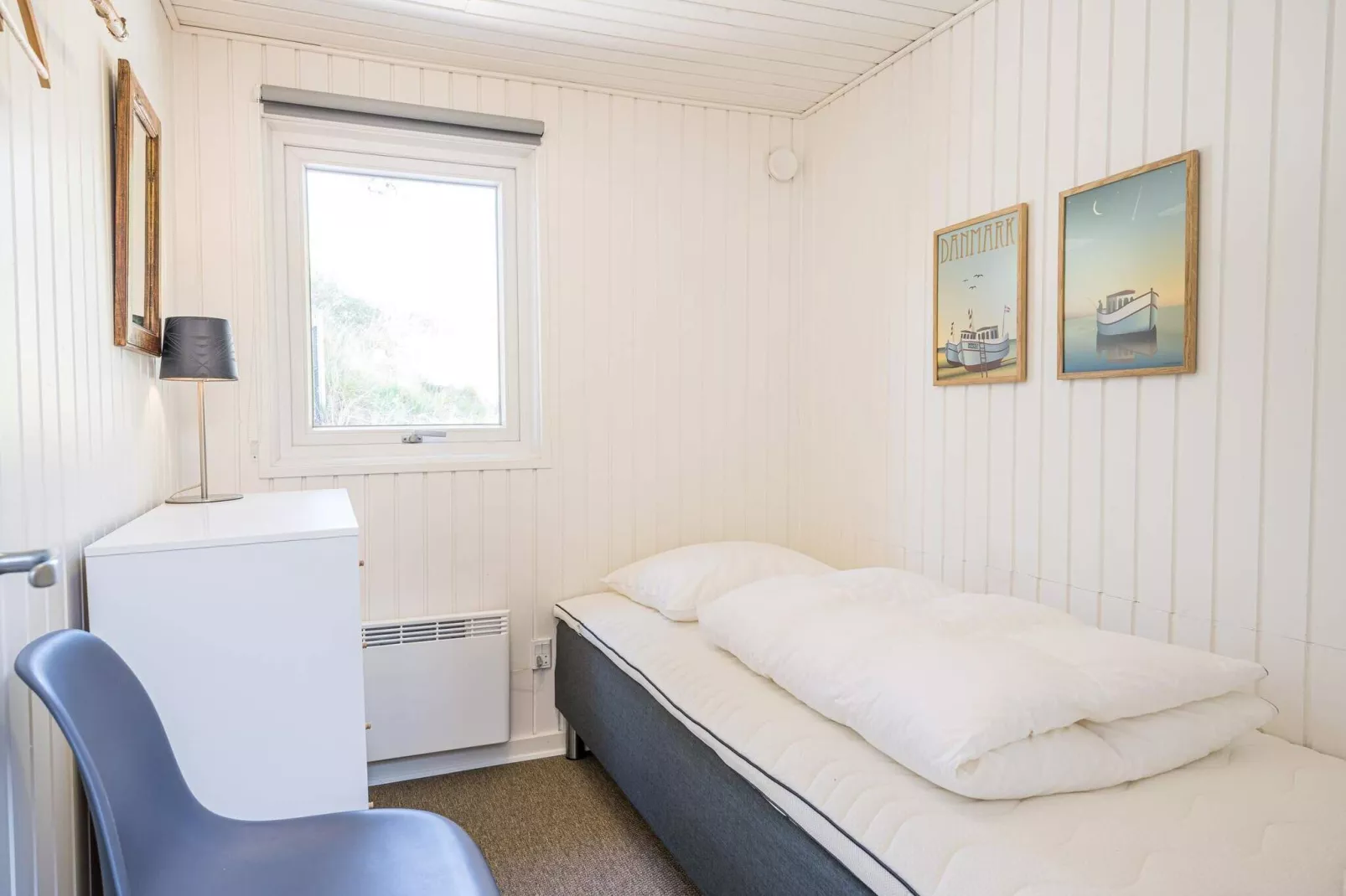 4 person holiday home in Blåvand-Indoor