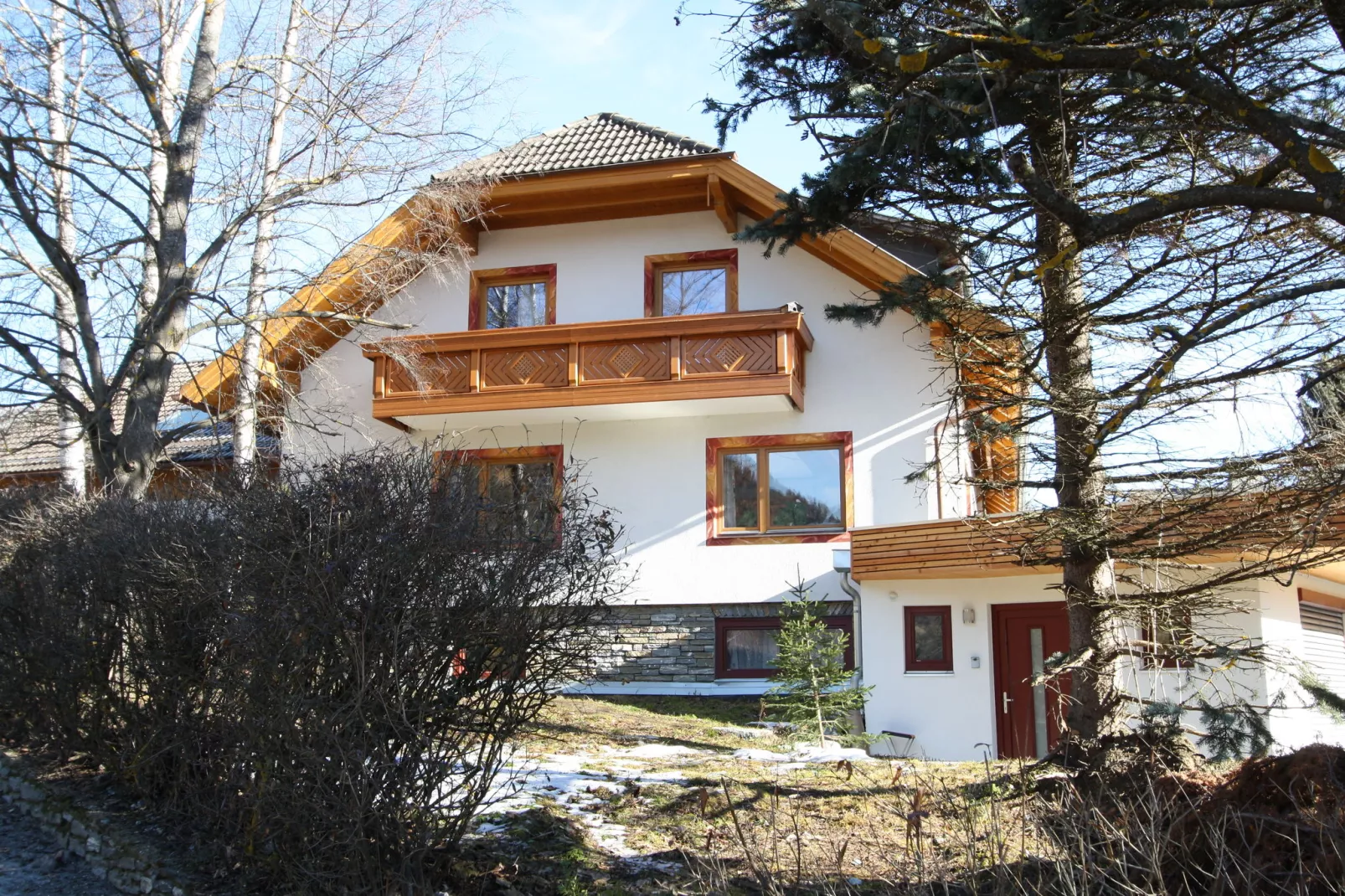 Haus Maria-Exterior winter