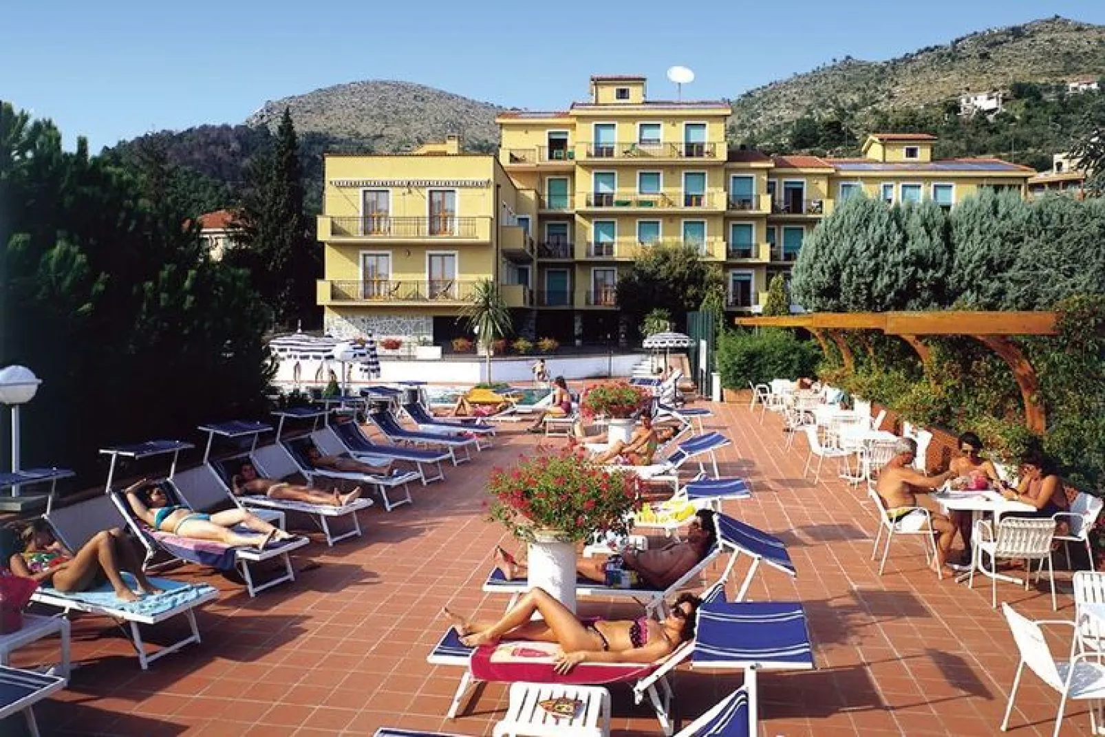 Residence Morelli Pietra Ligure - B4-Park facilities