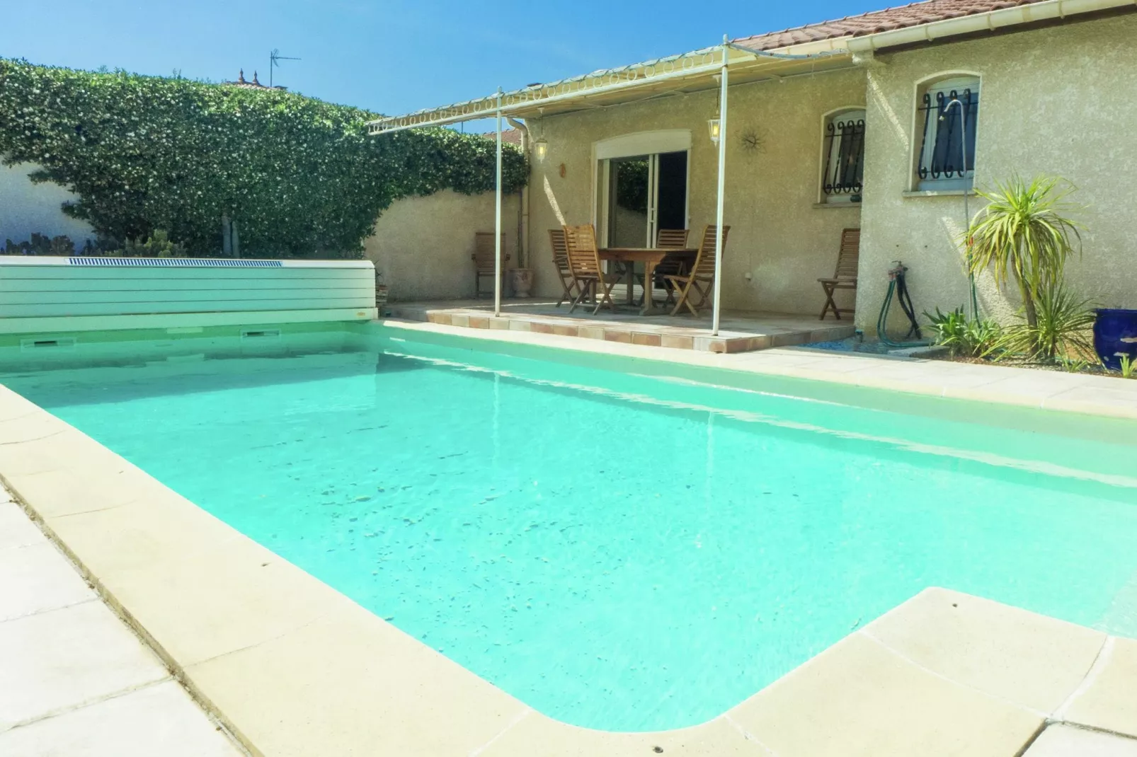 Narbonne-Pool
