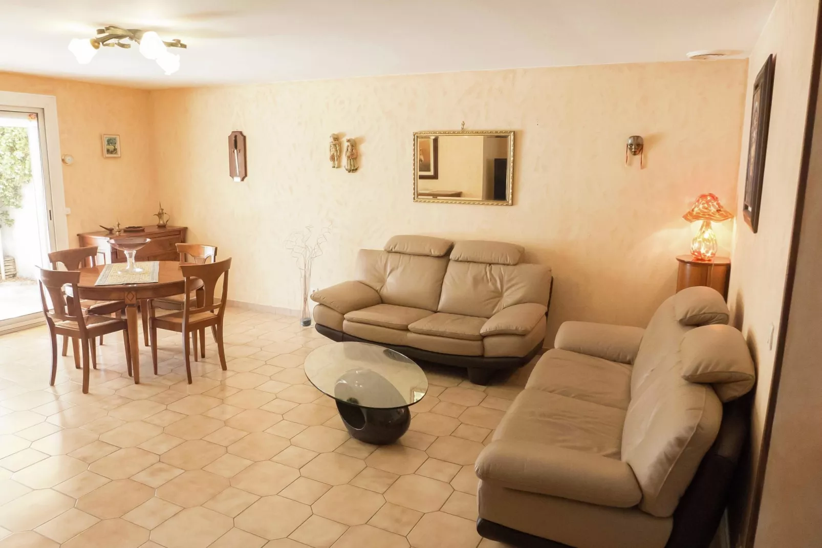 Narbonne-Living room