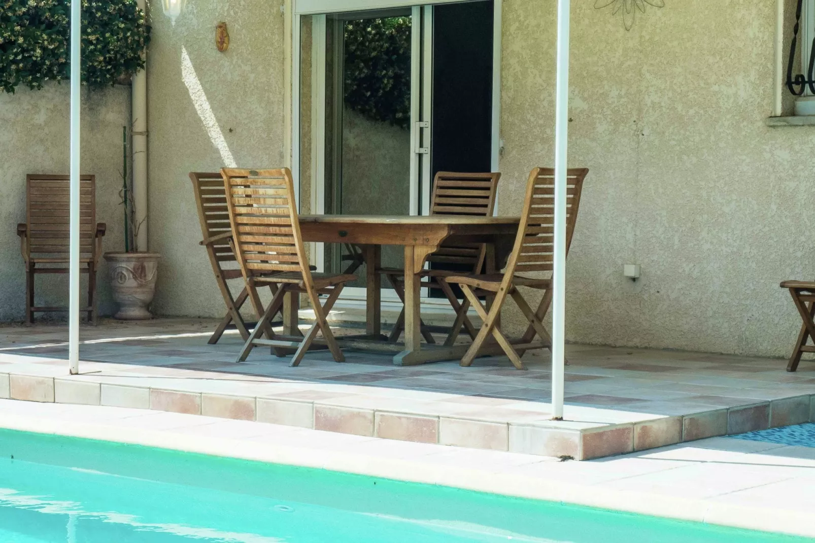 Narbonne-Terrace balcony
