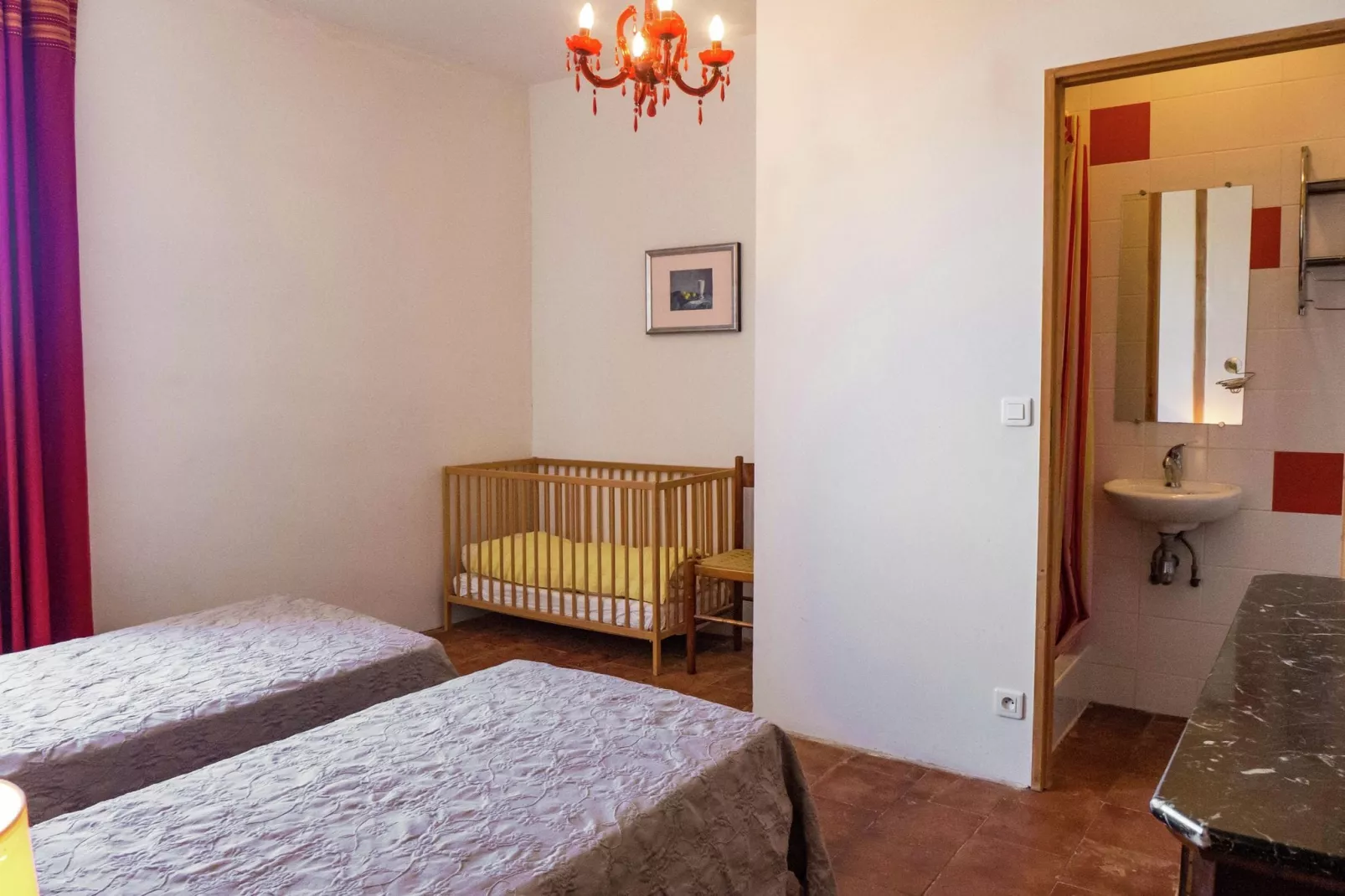 Murviel les Béziers-Bedroom