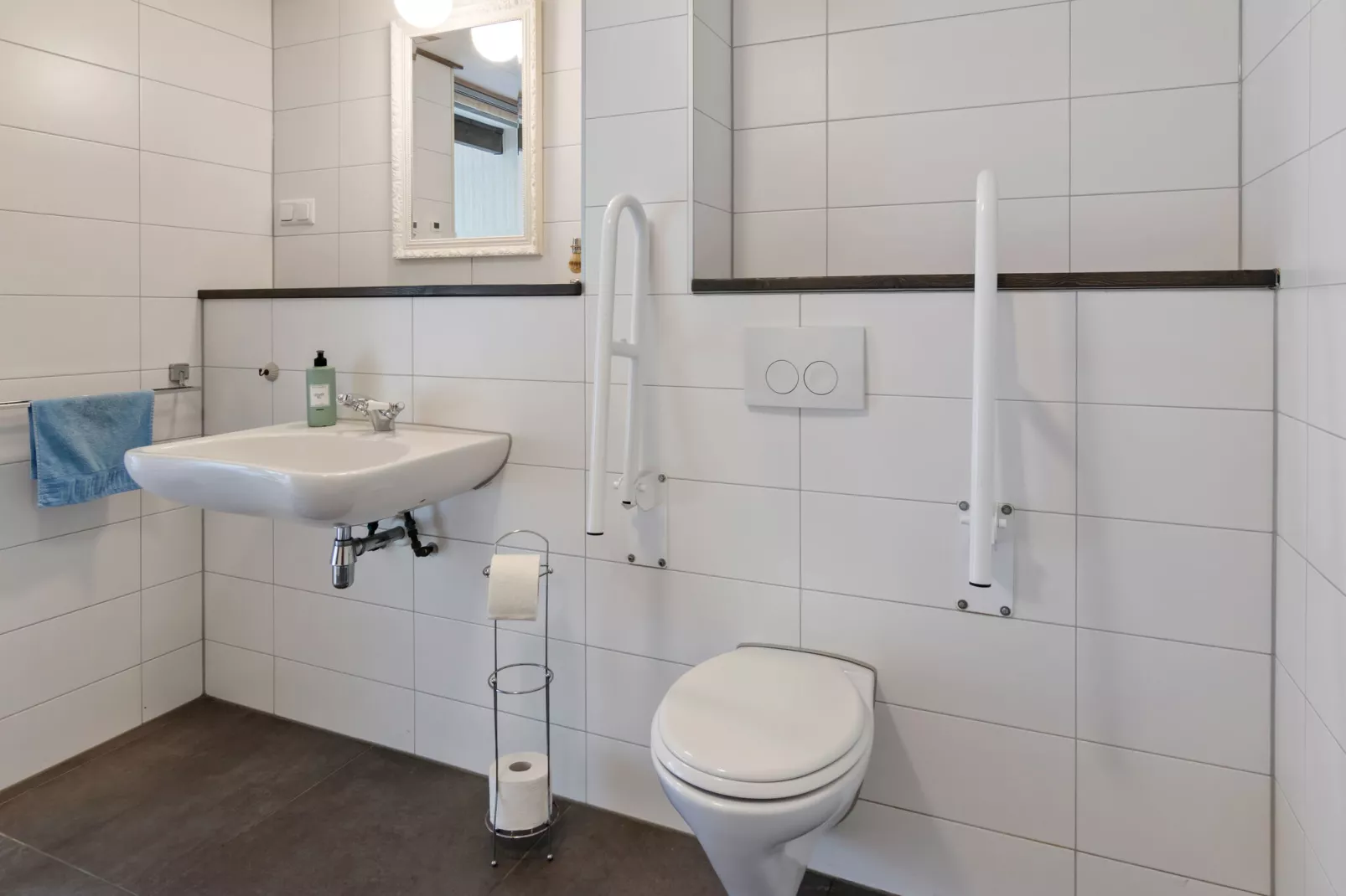 De Salon-Bathroom