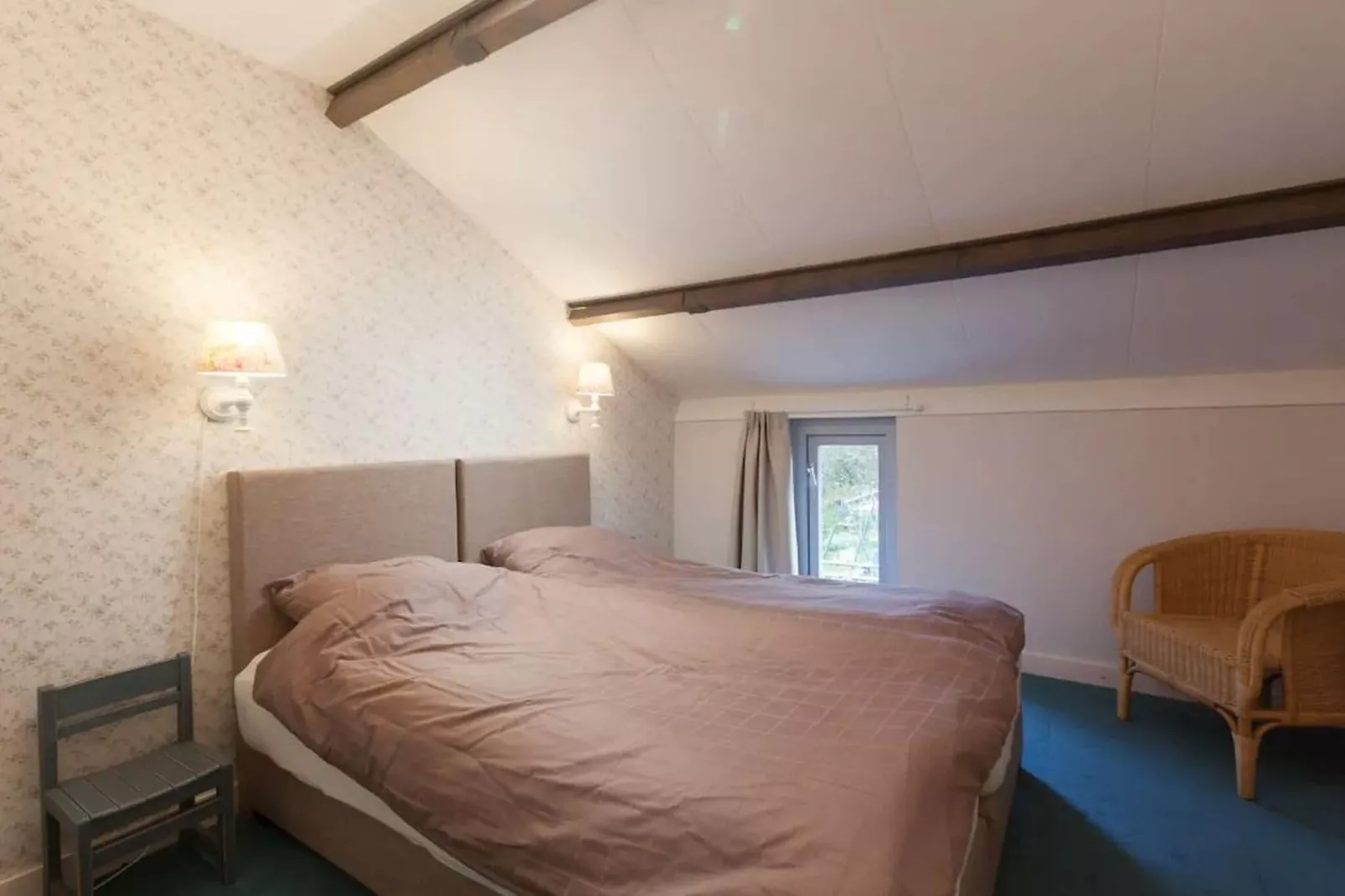 Het Salon Café-Bedroom