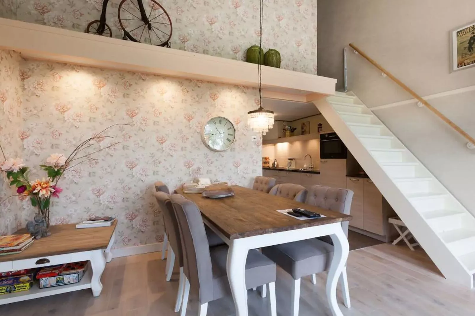 Het Salon Café-Dining room