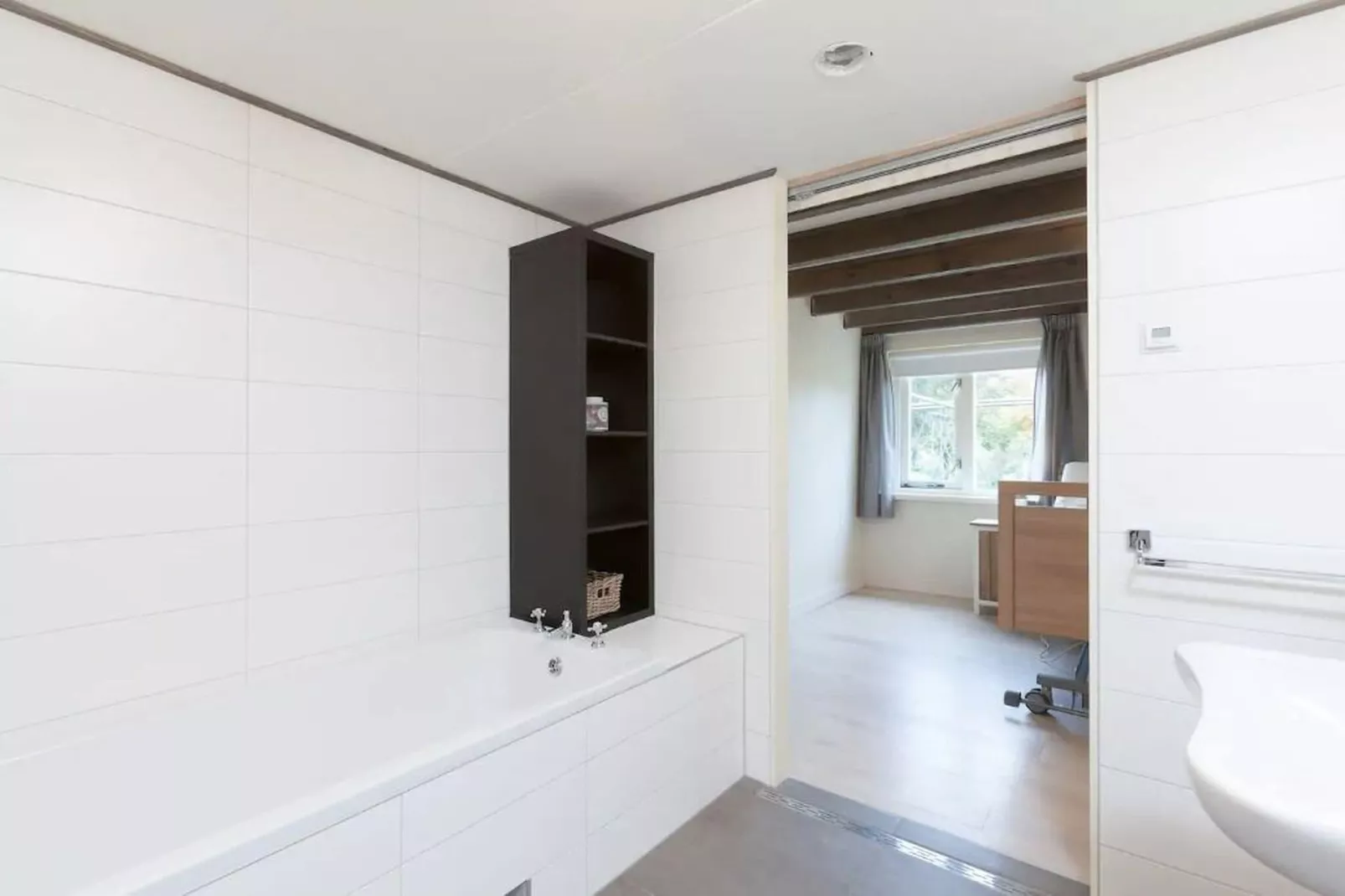 Het Salon Café-Bathroom