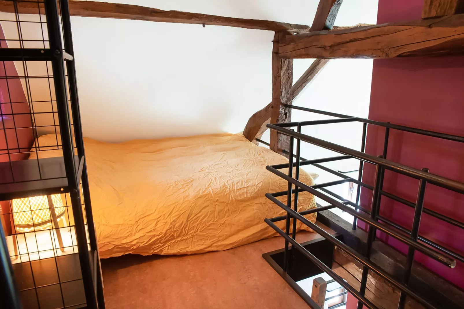 Puits Saint-Jean-Bedroom