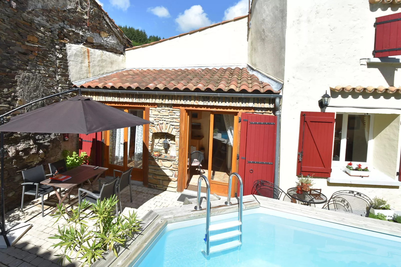 Holiday home with pool in Cuxac-Cabardès-Gardens summer