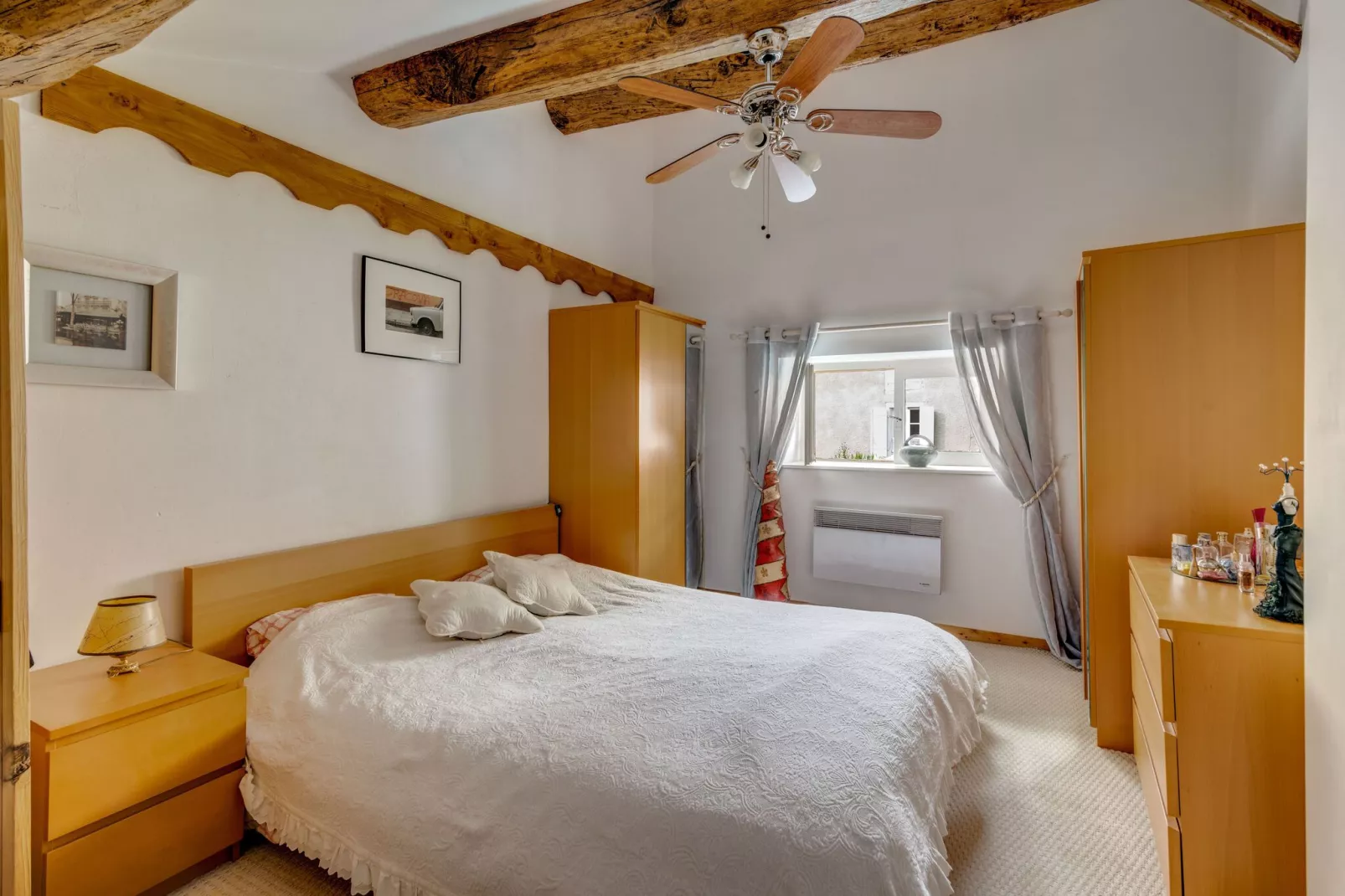 Holiday home with pool in Cuxac-Cabardès-Bedroom