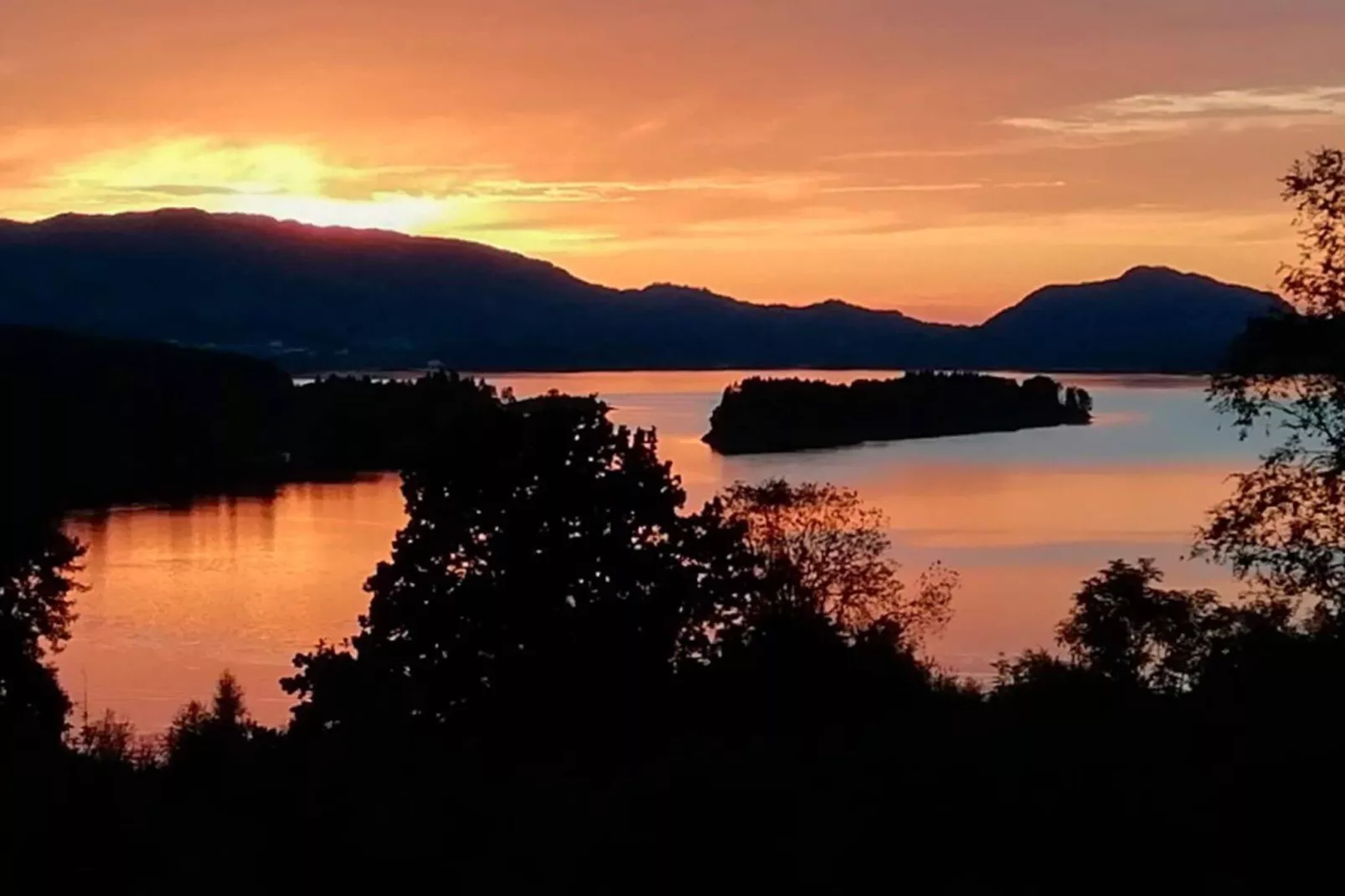 6 person holiday home in LONEVÅG-By Traum-Water view