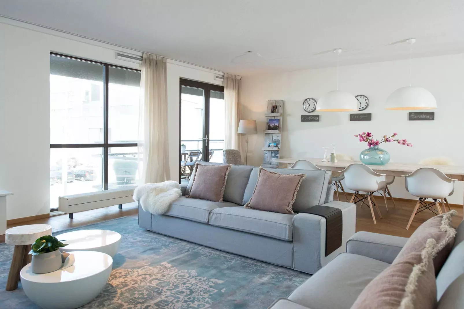 Scheveningen Harbour 22c-Living room