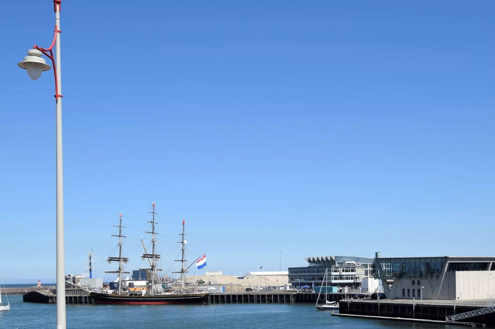 Scheveningen Harbour 22c-View summer