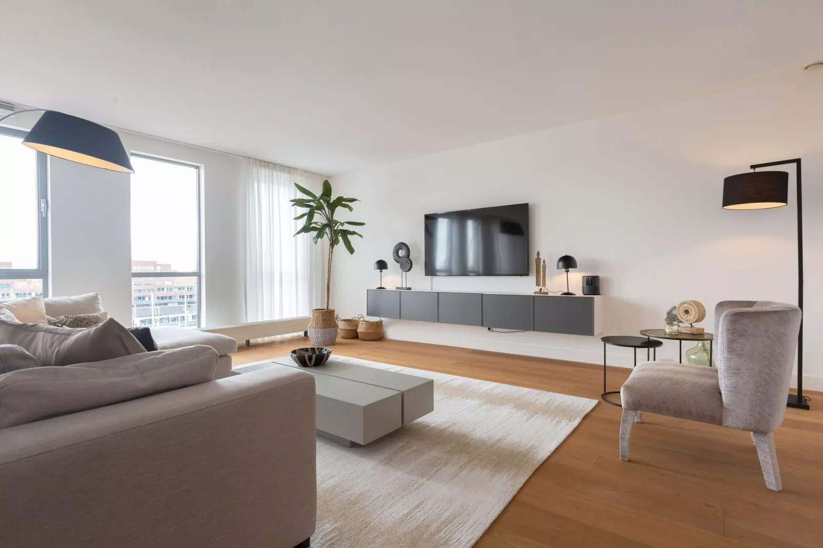 Scheveningen Harbour 70A-Living room