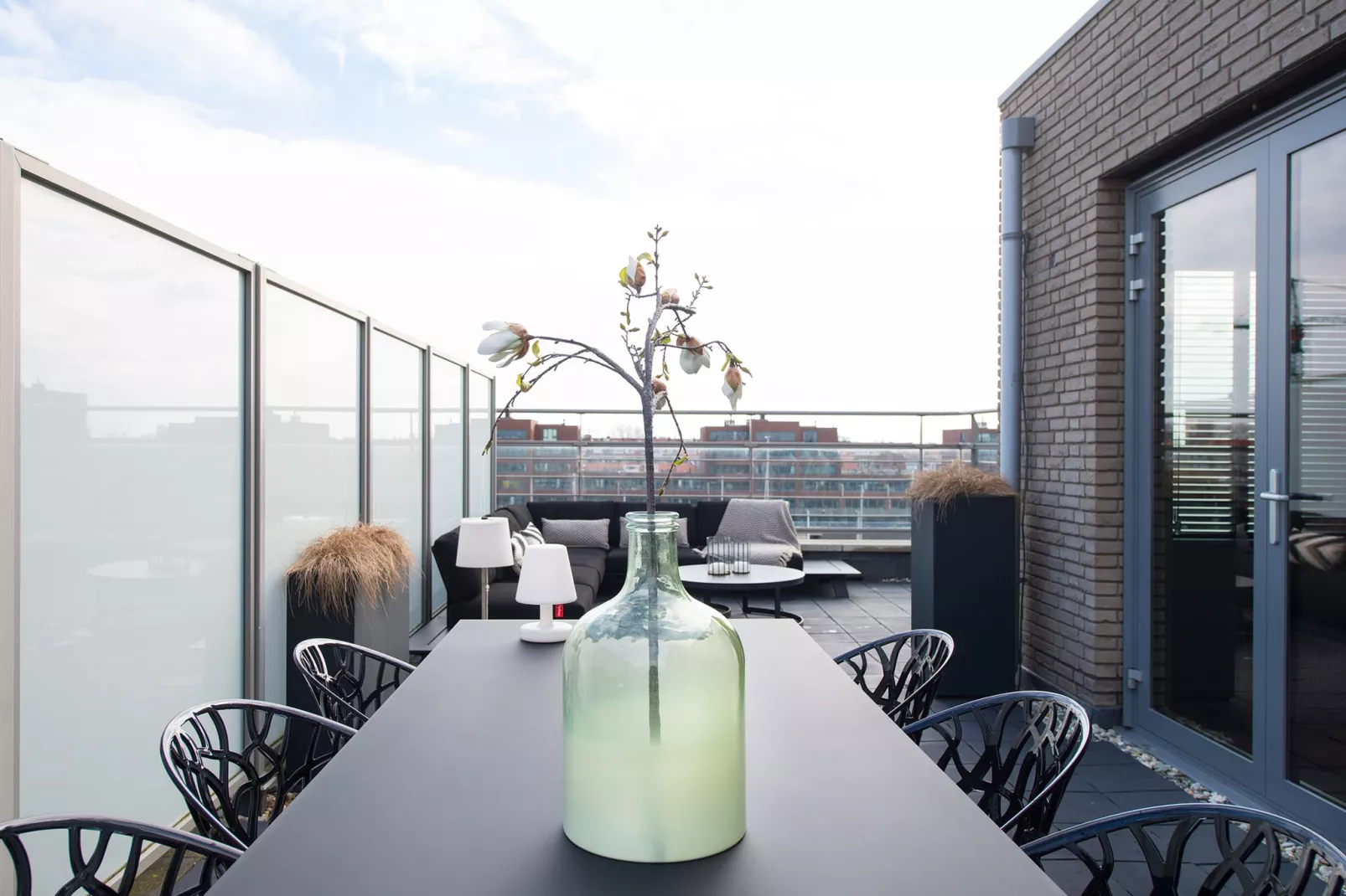 Scheveningen Harbour 70A-Exterior summer