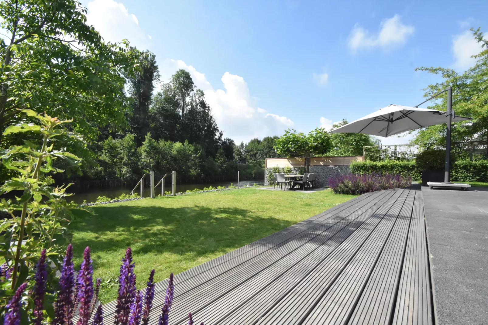 Villa Paradijselijk Harderwijk 336-Jardin d'été