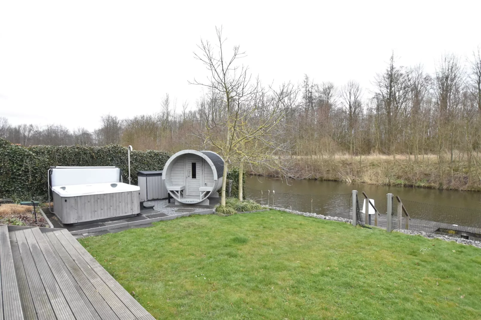 Villa Paradijselijk Harderwijk 336-Vue d'hiver