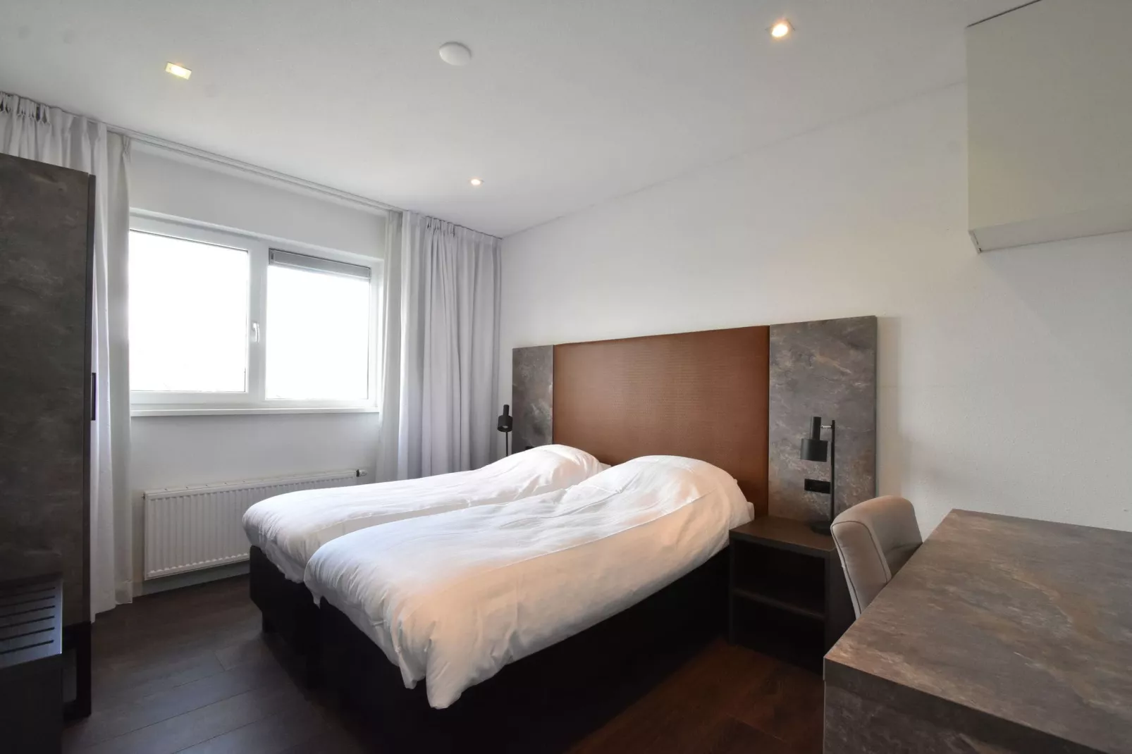 Villa Black & White Harderwijk 209-Bedroom
