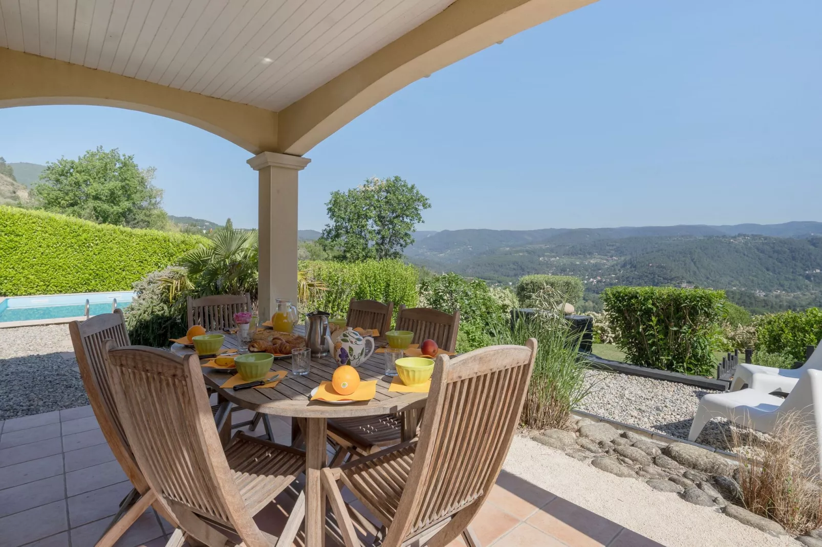 Villa - Les Vans-Dining room
