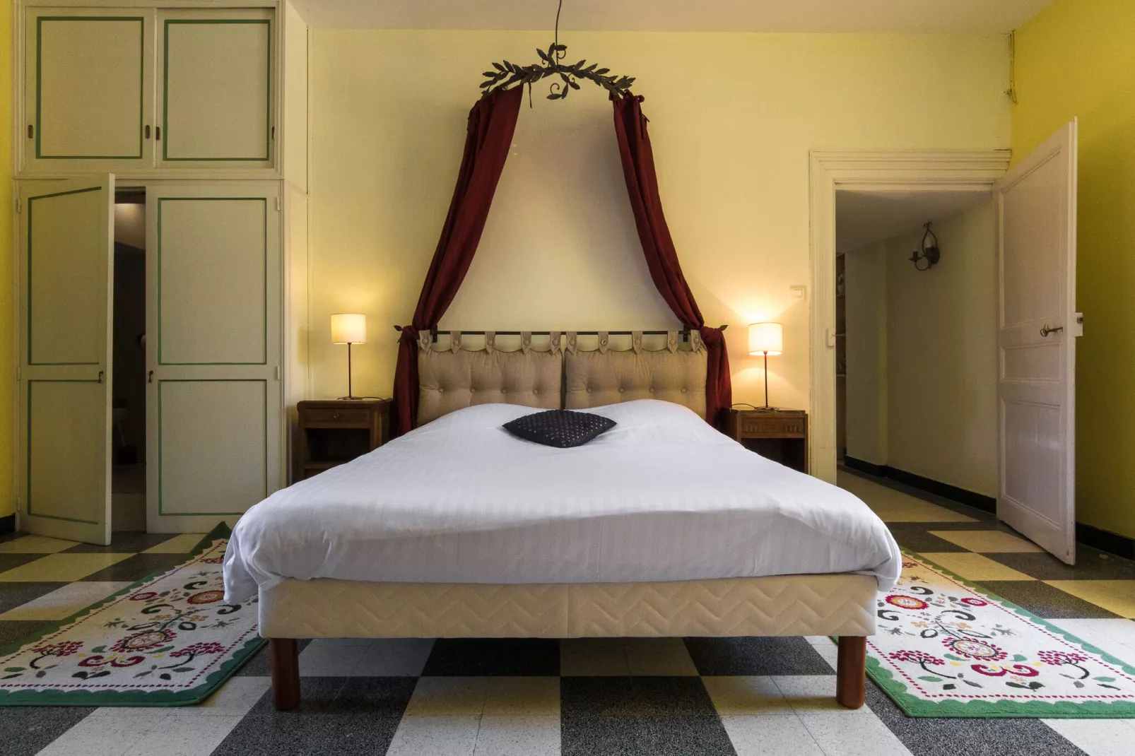 Le Grand Gite du Chateau-Bedroom