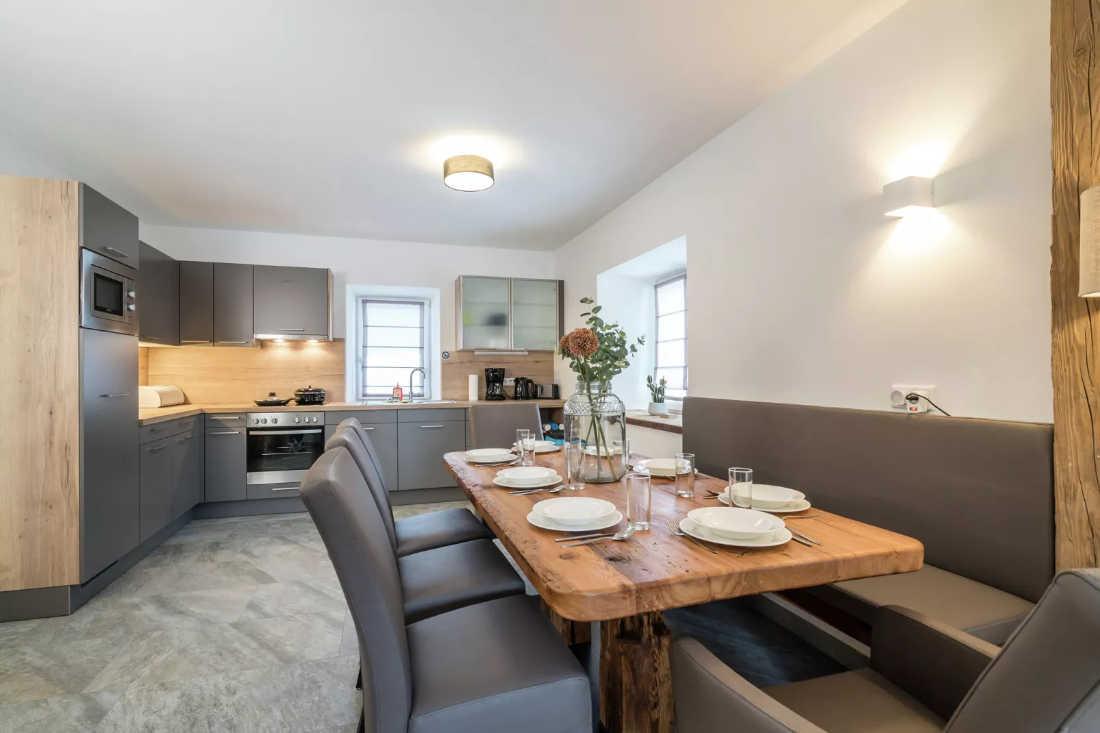 Maisonette Marijke-Dining room