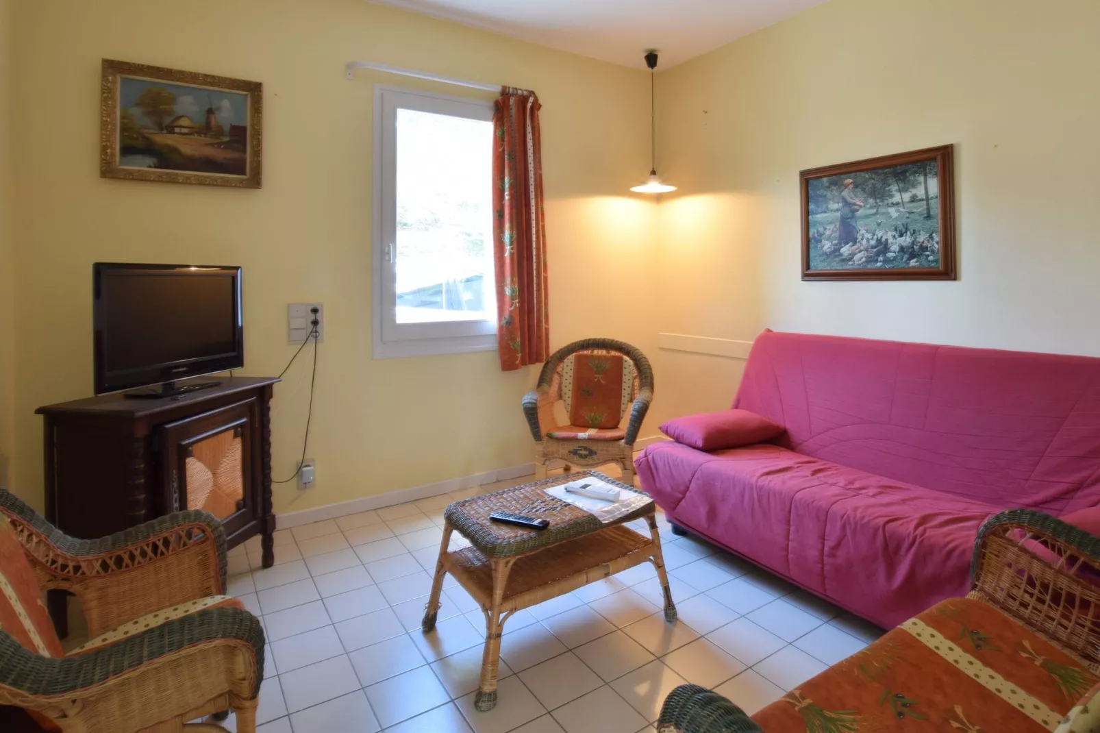 Maison de vacances - MARIGNAC-EN-DIOIS-Wohnzimmer