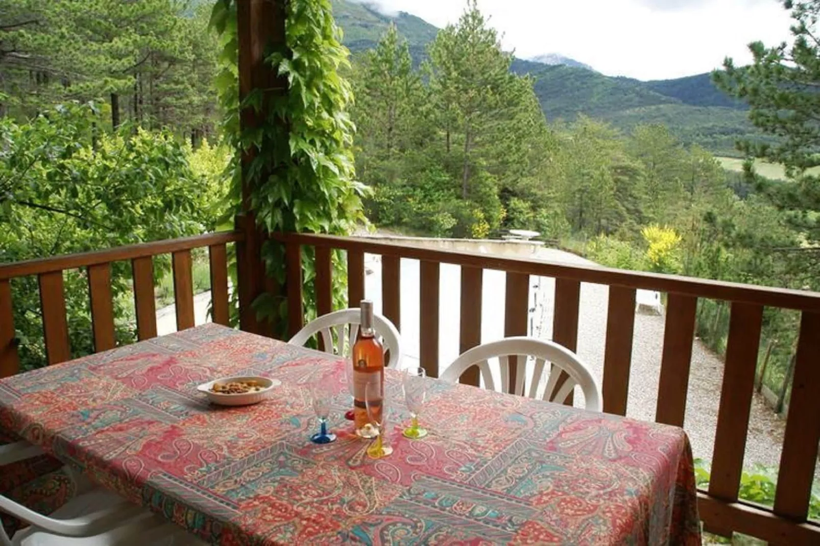 Maison de vacances - MARIGNAC-EN-DIOIS-Terrassenbalkon