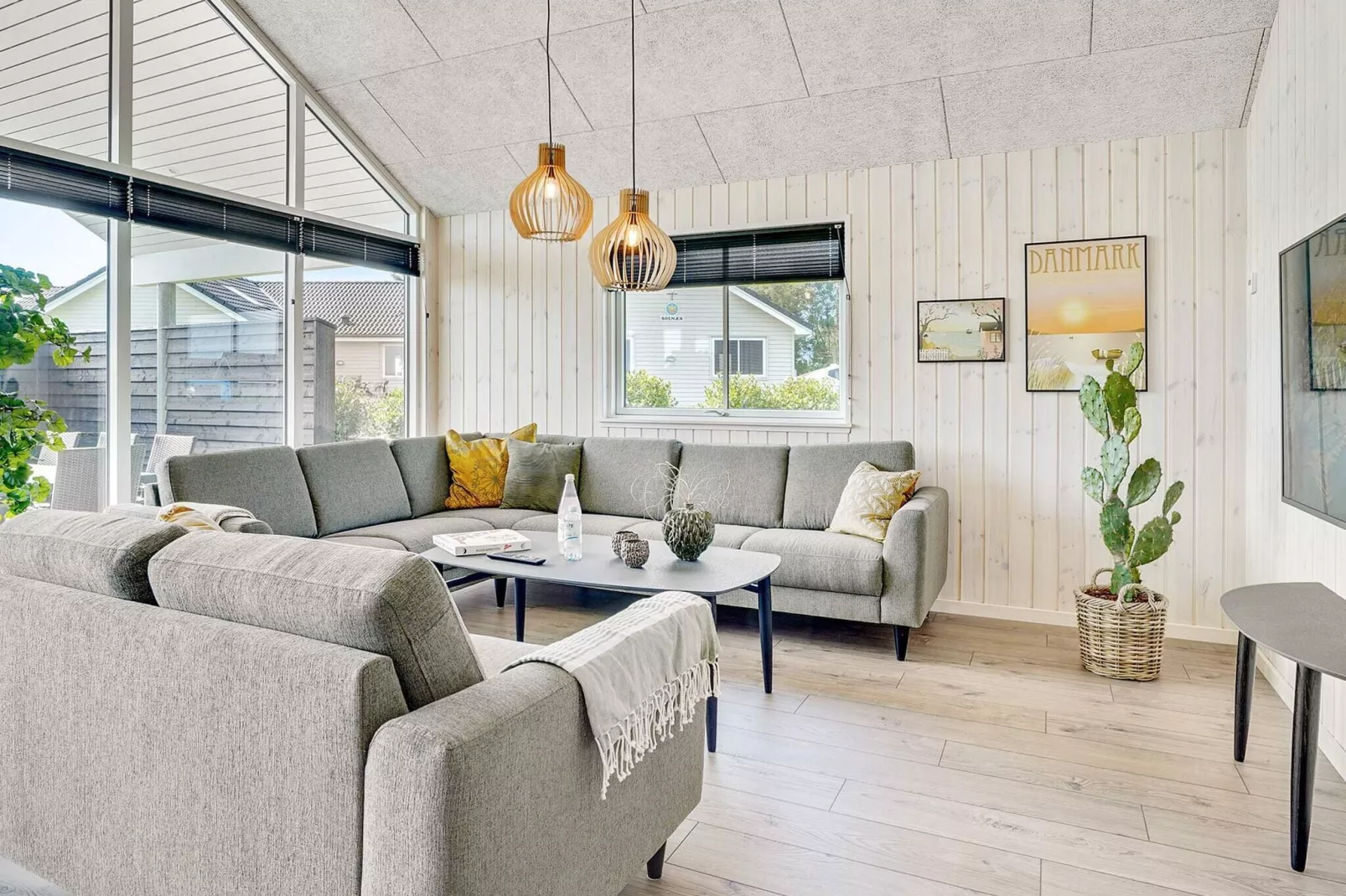 18 person holiday home in Spøttrup-Indoor