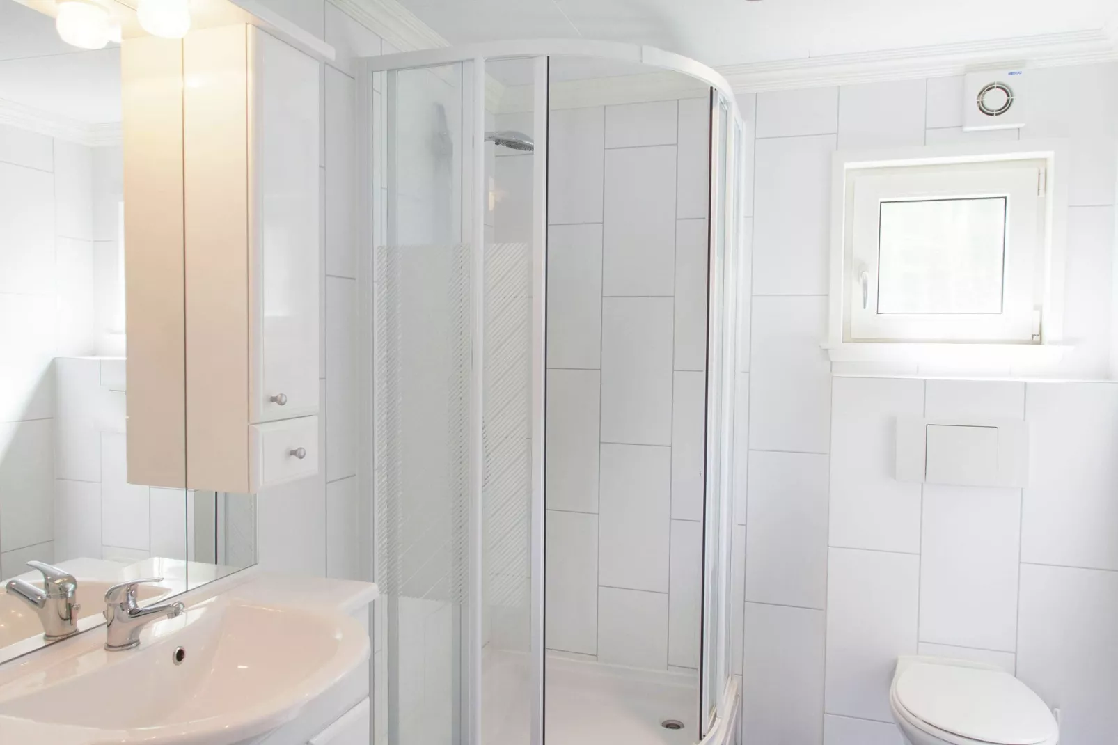 Resort Limburg 22-Bathroom