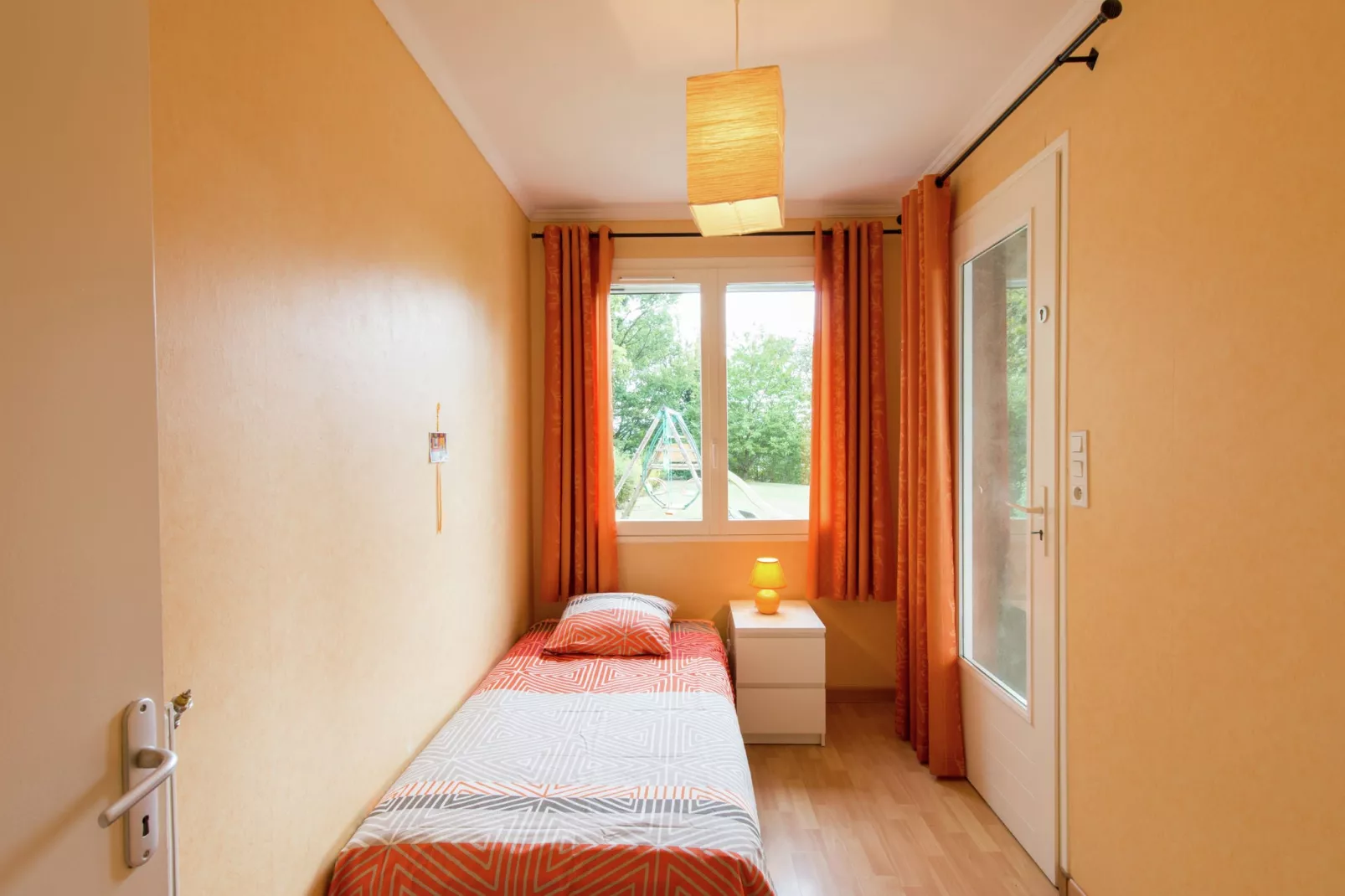Maison de vacances - BATHERNAY-Bedroom