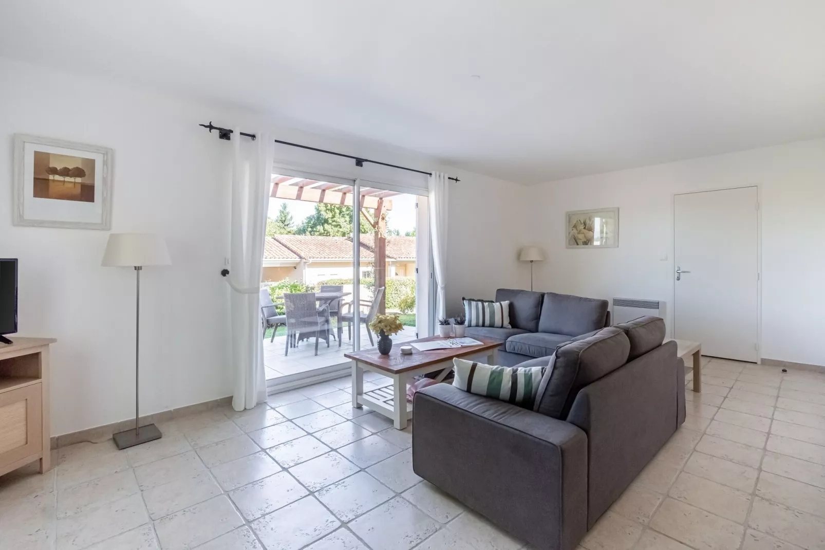 Villa Porthos-Living room