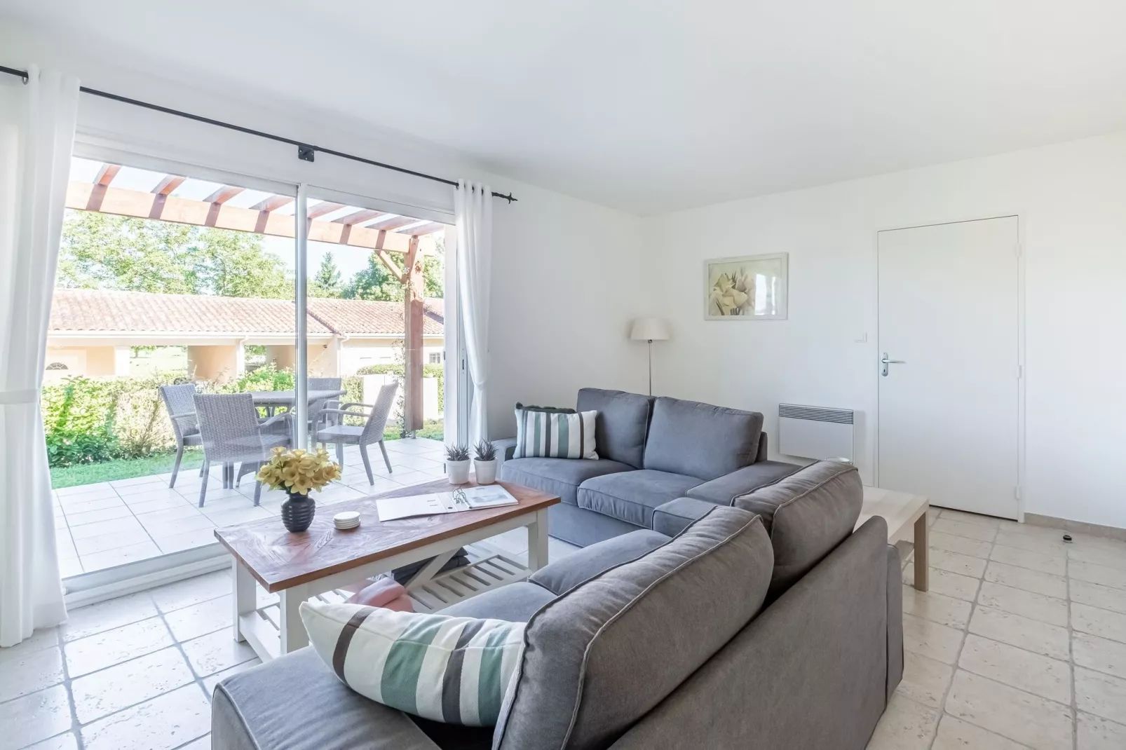 Villa Porthos-Living room