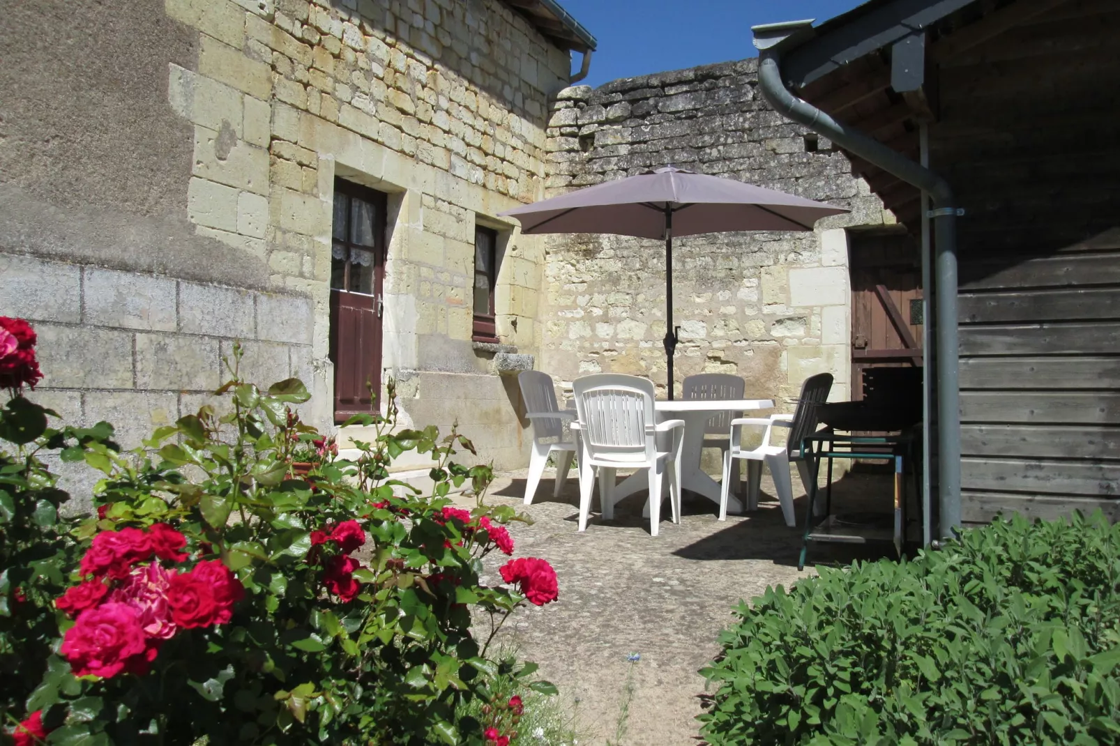 Domaine de Cessigny-Terrace balcony