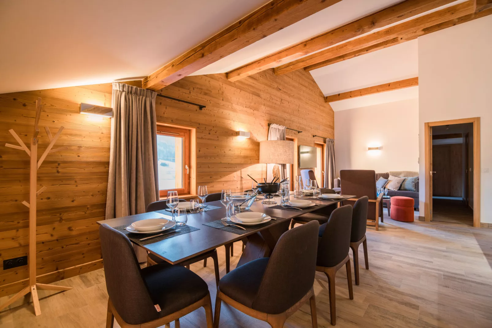 Les Portes de Megève 3-Dining room