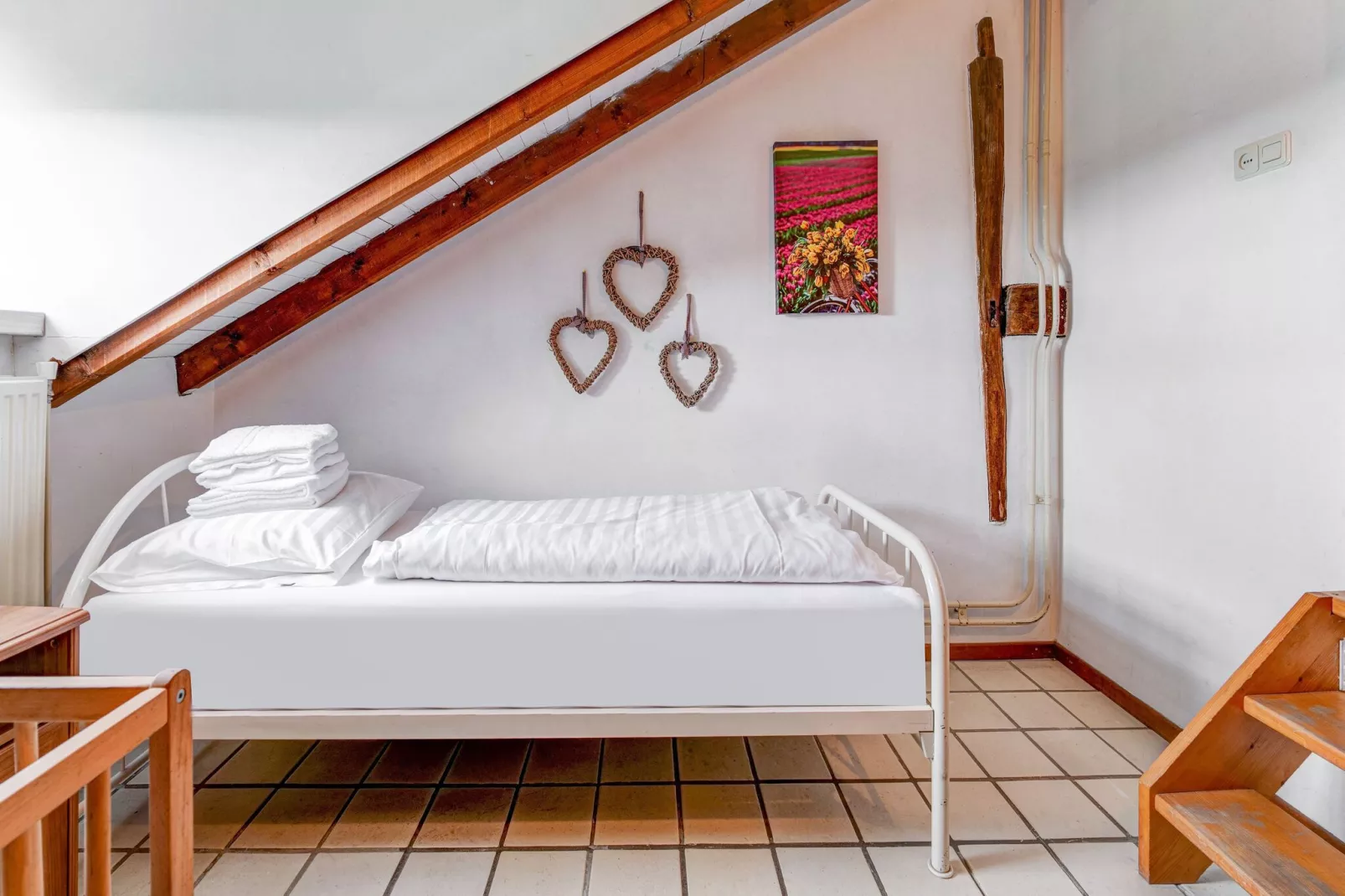 Valleyview Cottages - NR14-Bedroom