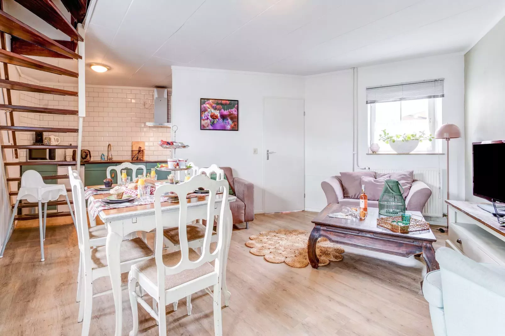 Valleyview Cottages - NR03-Wohnzimmer