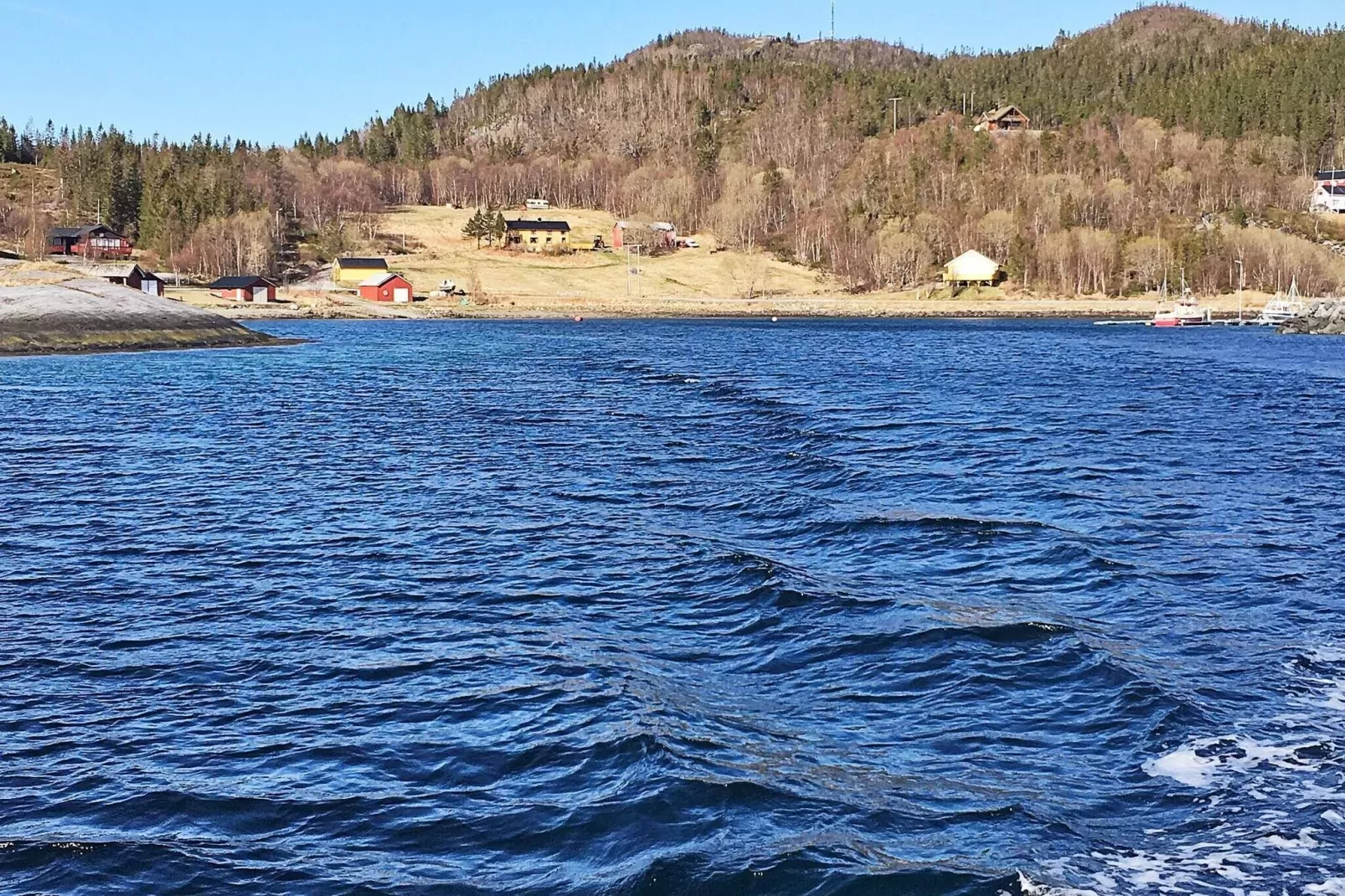 6 person holiday home in Naustbukta-By Traum-Not tagged