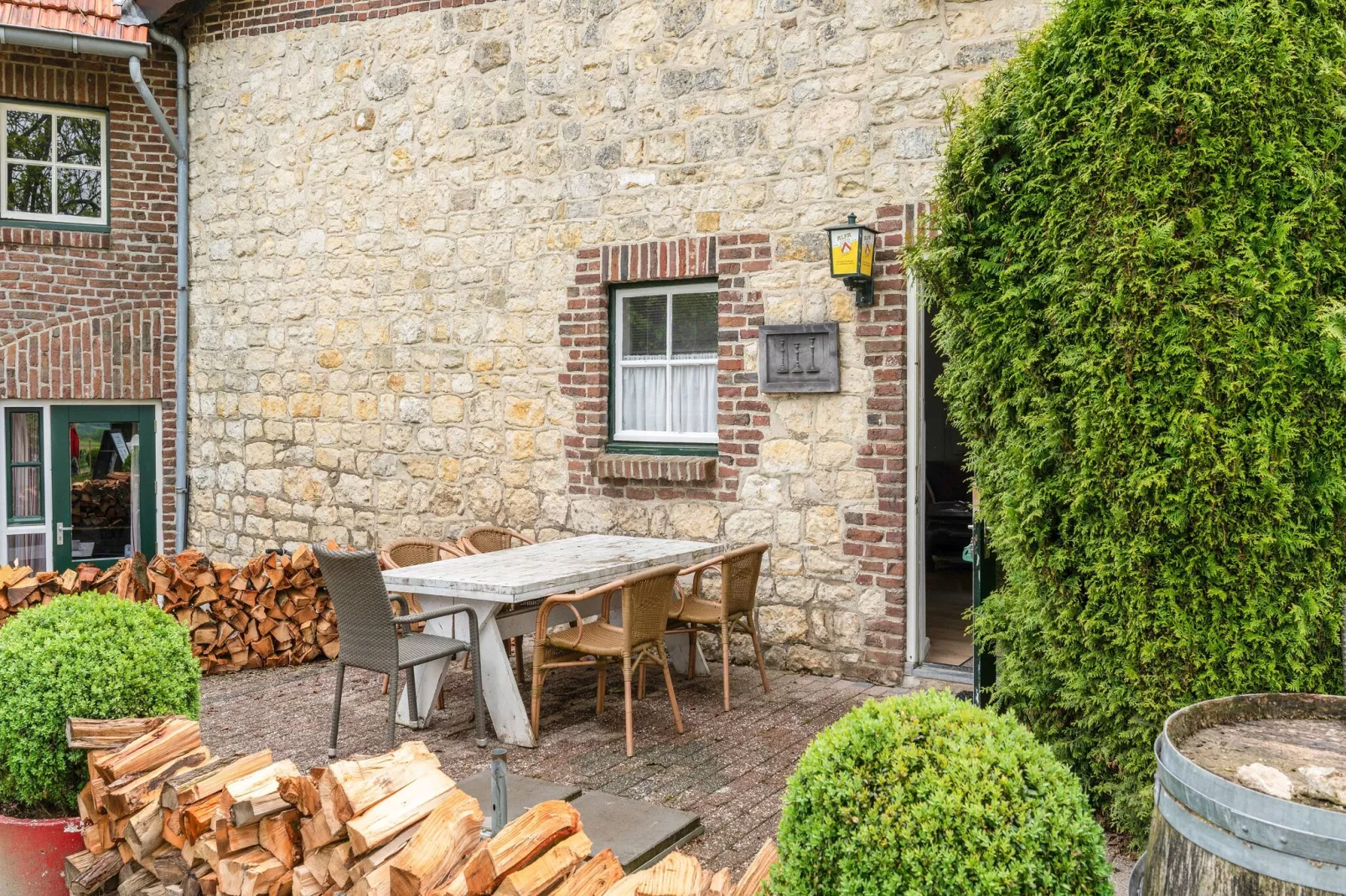 Valleyview Cottages - NR03-Terrassenbalkon