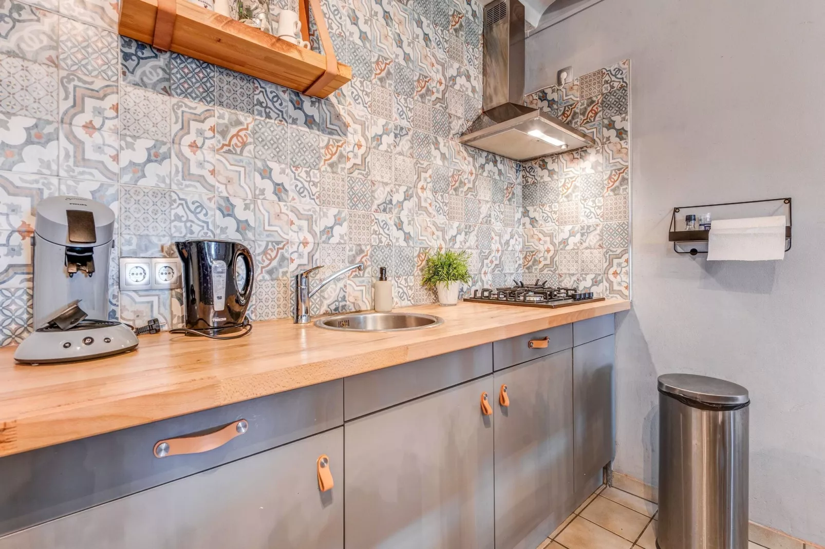 Valleyview Cottages - NR15-Kitchen