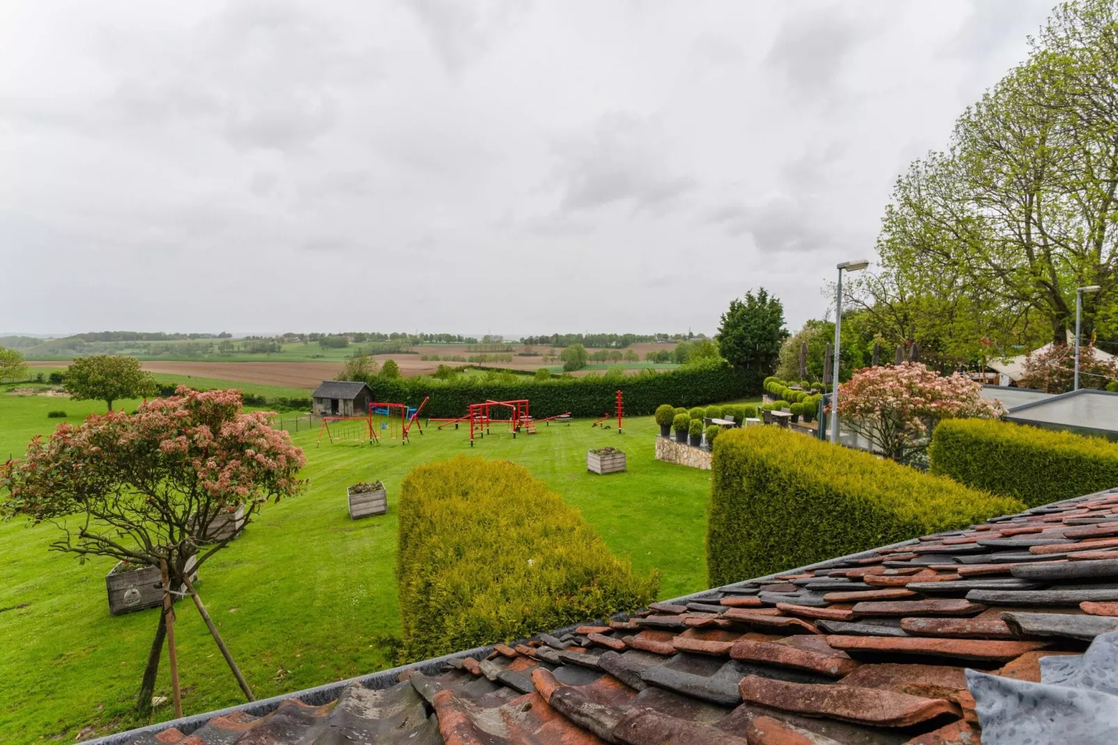 Valleyview Cottages - NR15-View summer