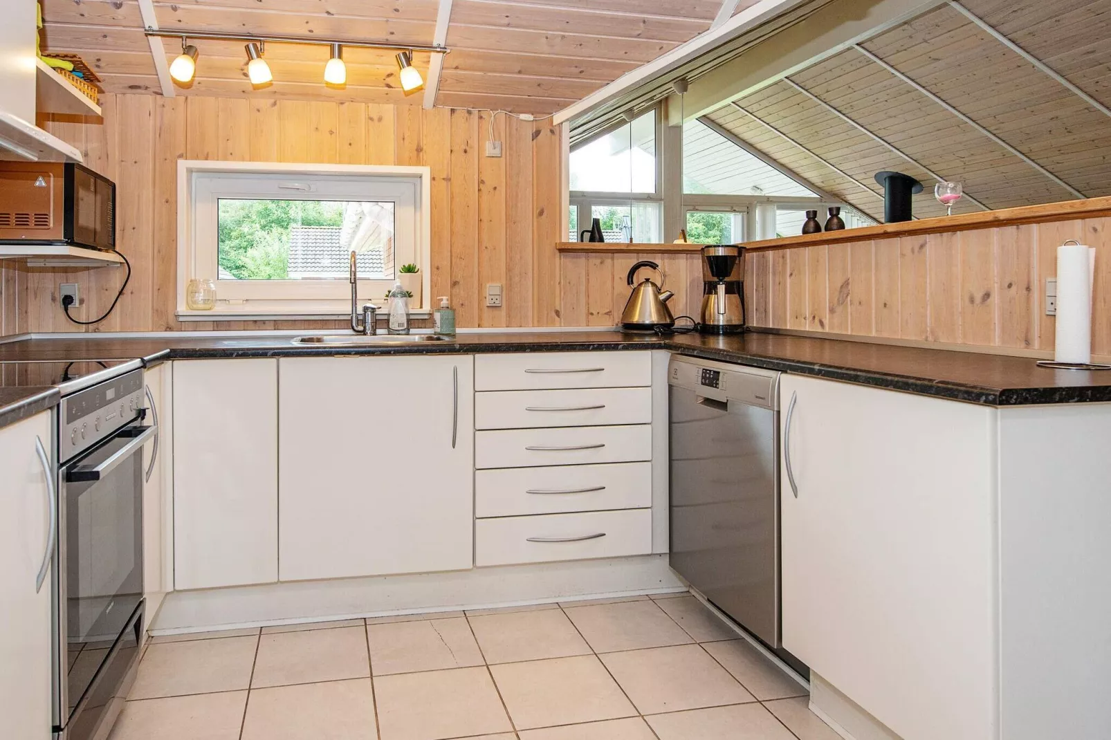 8 person holiday home in Oksbøl-By Traum-Indoor